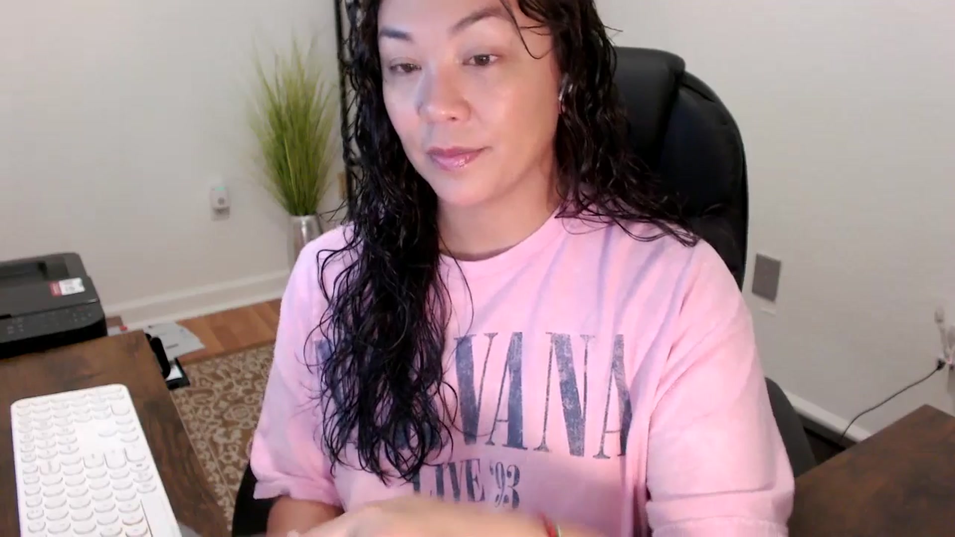 Gallery image thumbnail from MickaylaStar's myfreecams stream on, 11/14/2025, 15:40 image 13 of 20