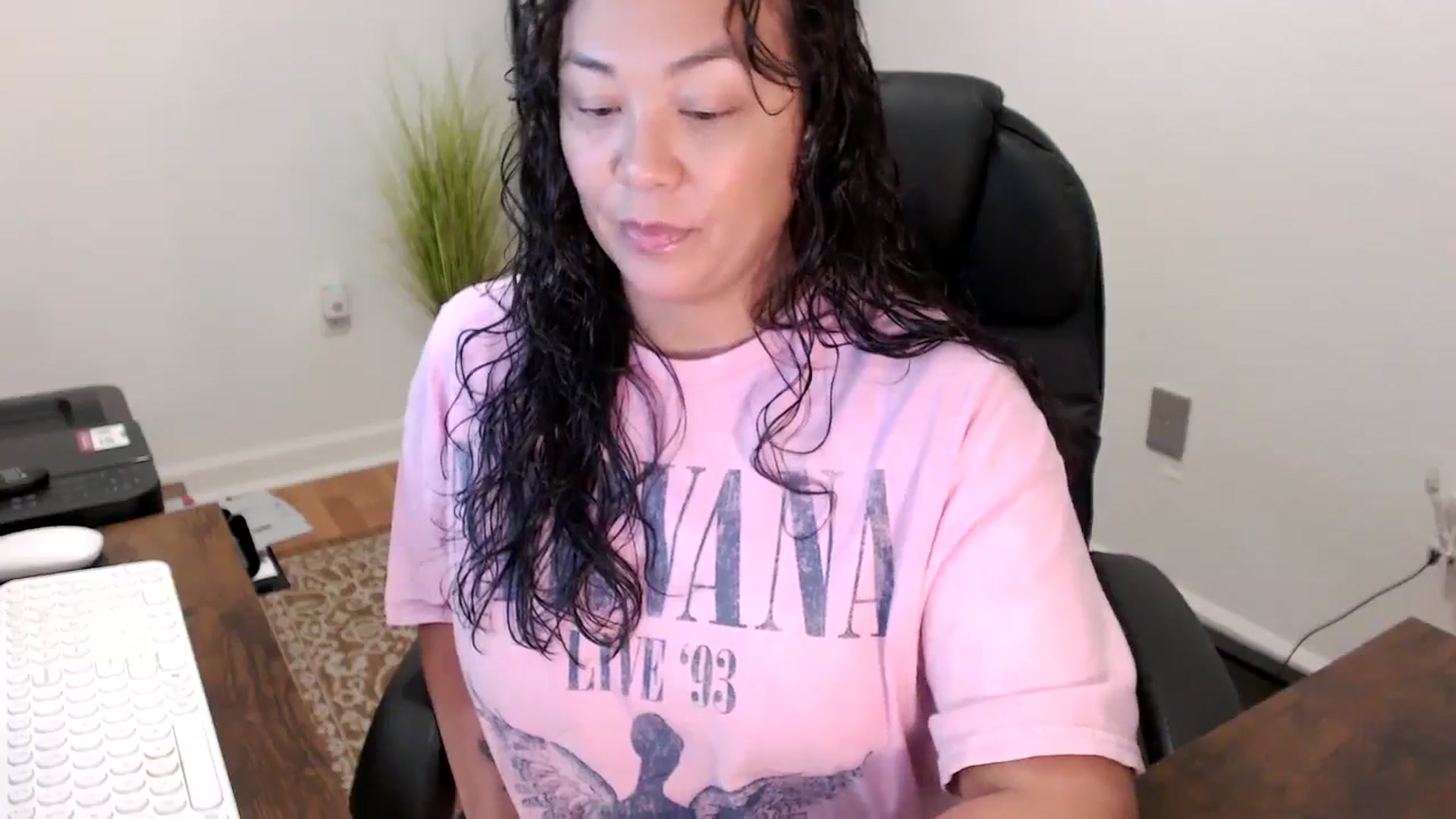 Gallery image thumbnail from MickaylaStar's myfreecams stream on, 11/14/2025, 16:04 image 5 of 20