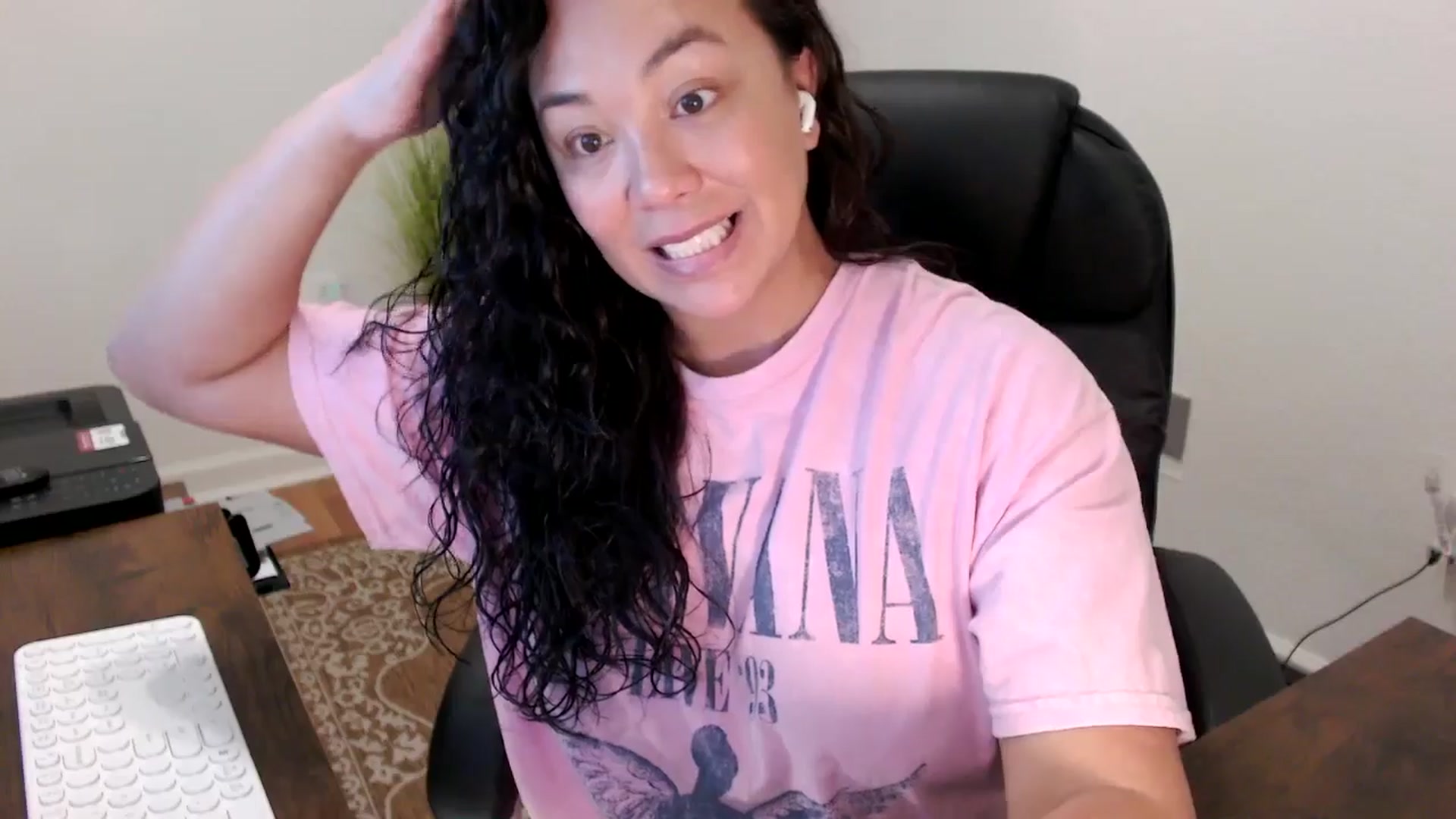 Gallery image thumbnail from MickaylaStar's myfreecams stream on, 11/14/2025, 16:50 image 4 of 20