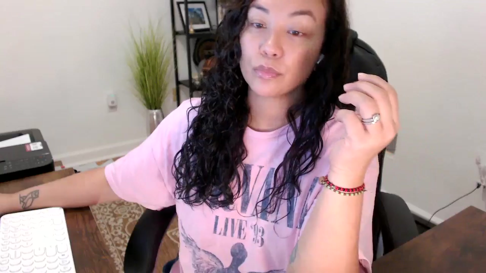 Gallery image thumbnail from MickaylaStar's myfreecams stream on, 11/14/2025, 18:18 image 9 of 20