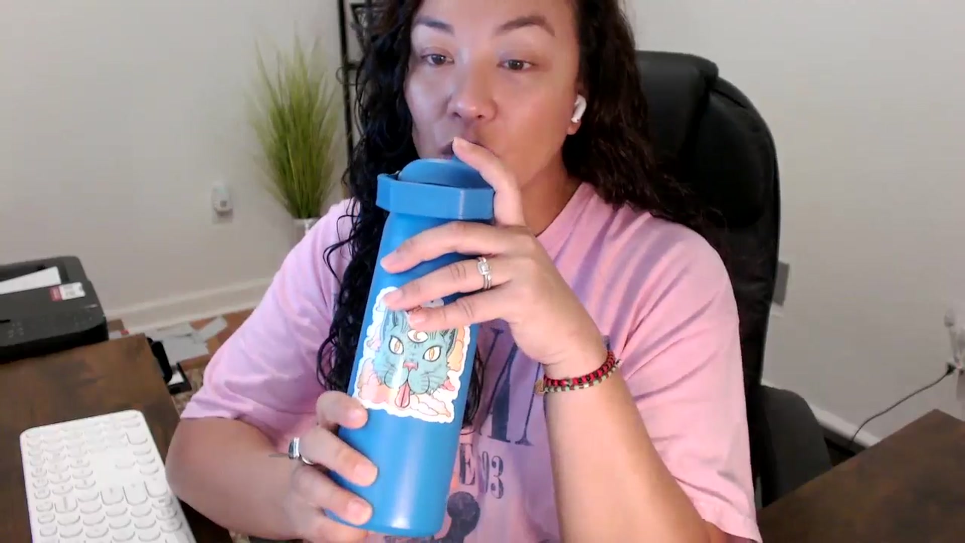 Gallery image thumbnail from MickaylaStar's myfreecams stream on, 11/14/2025, 18:18 image 14 of 20