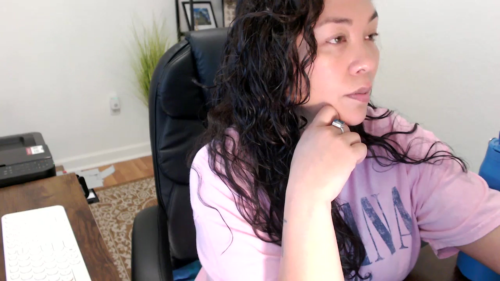 Gallery image thumbnail from MickaylaStar's myfreecams stream on, 11/14/2025, 18:54 image 17 of 20