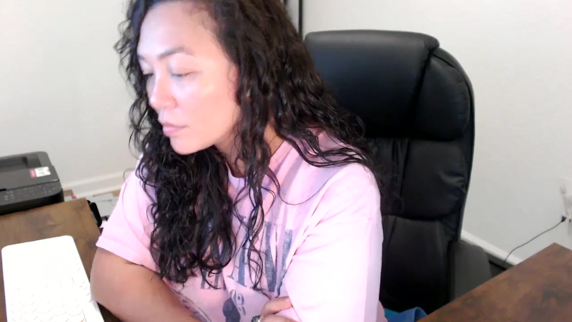 Gallery image thumbnail from MickaylaStar's myfreecams stream on, 11/14/2025, 18:54 image 20 of 20