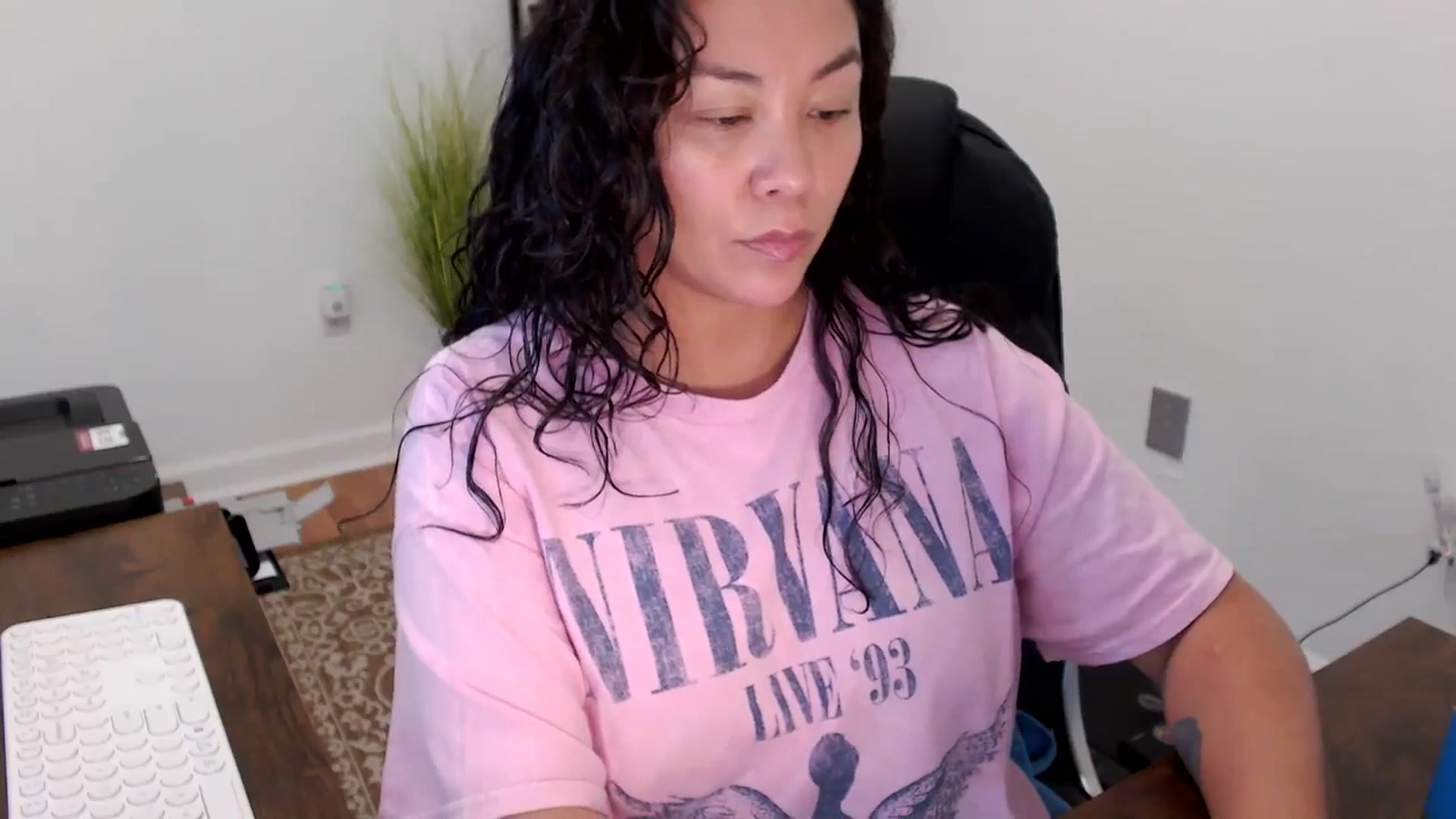 Gallery image thumbnail from MickaylaStar's myfreecams stream on, 11/14/2025, 19:13 image 13 of 20