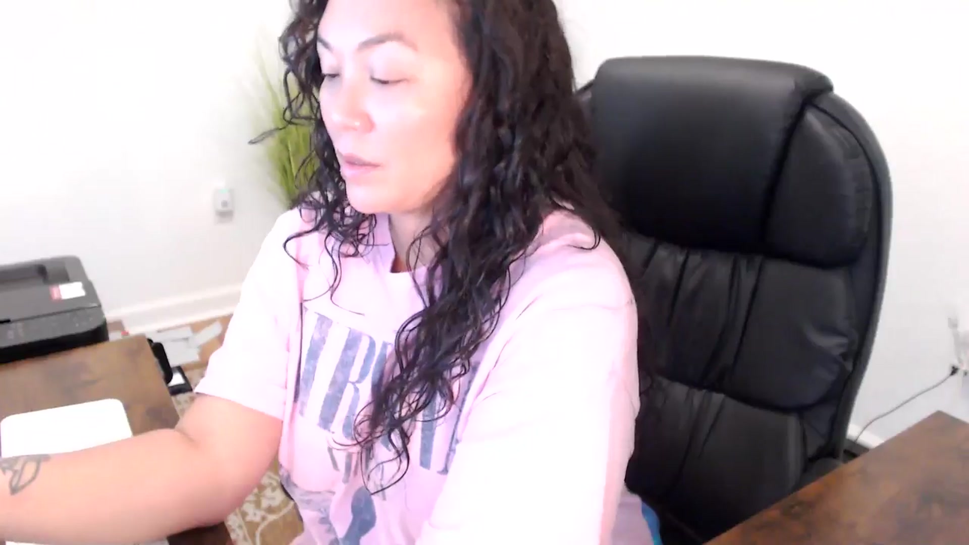 Gallery image thumbnail from MickaylaStar's myfreecams stream on, 11/14/2025, 19:13 image 2 of 20