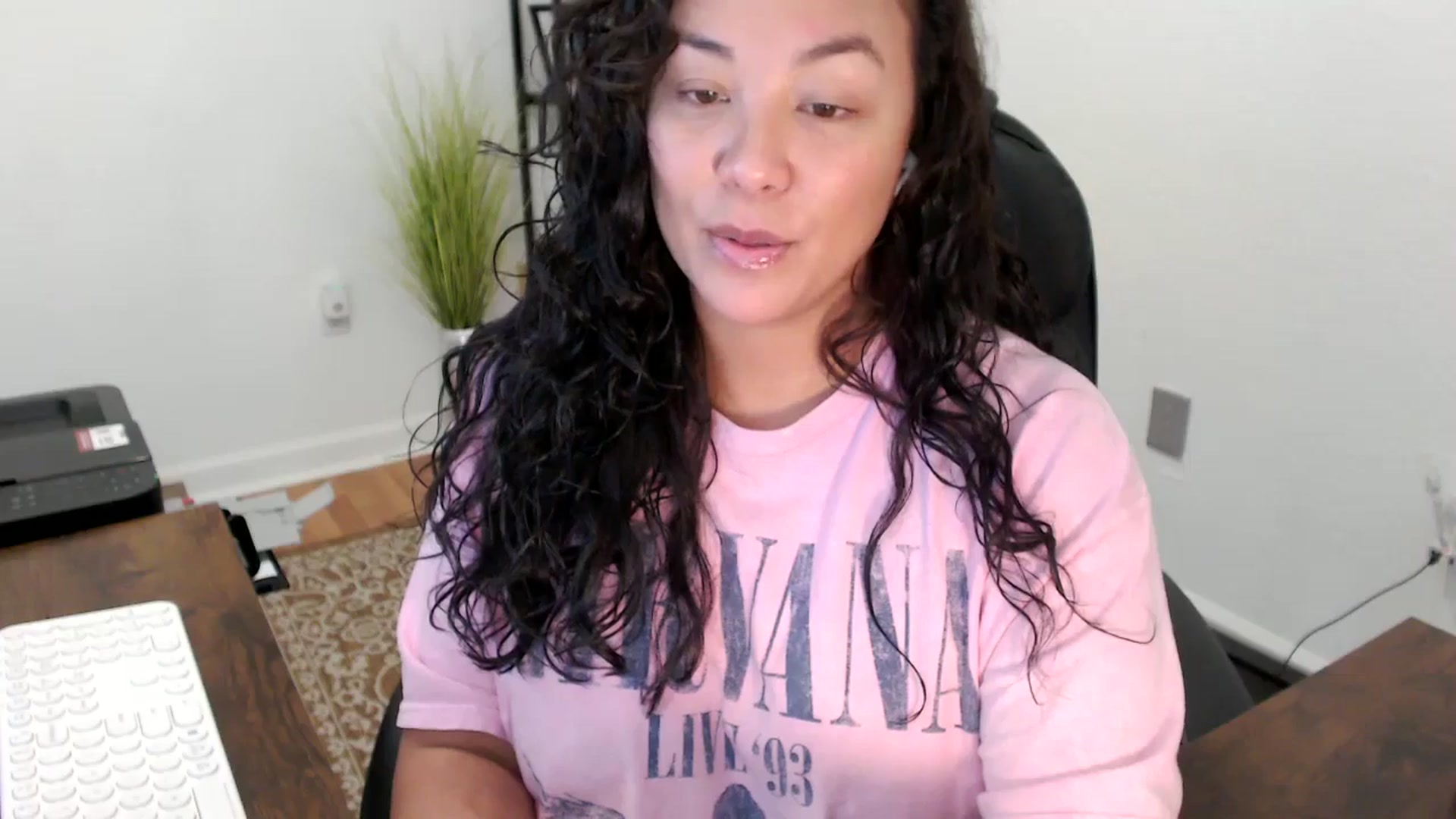 Gallery image thumbnail from MickaylaStar's myfreecams stream on, 11/14/2025, 19:54 image 8 of 20