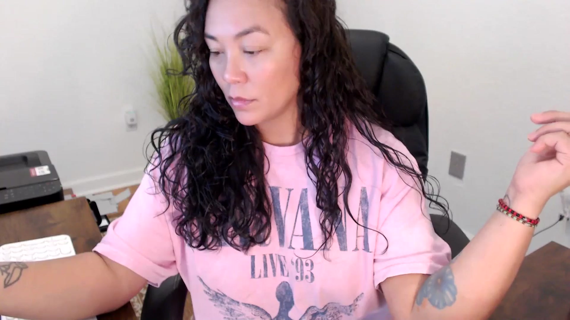 Gallery image thumbnail from MickaylaStar's myfreecams stream on, 11/14/2025, 19:54 image 3 of 20
