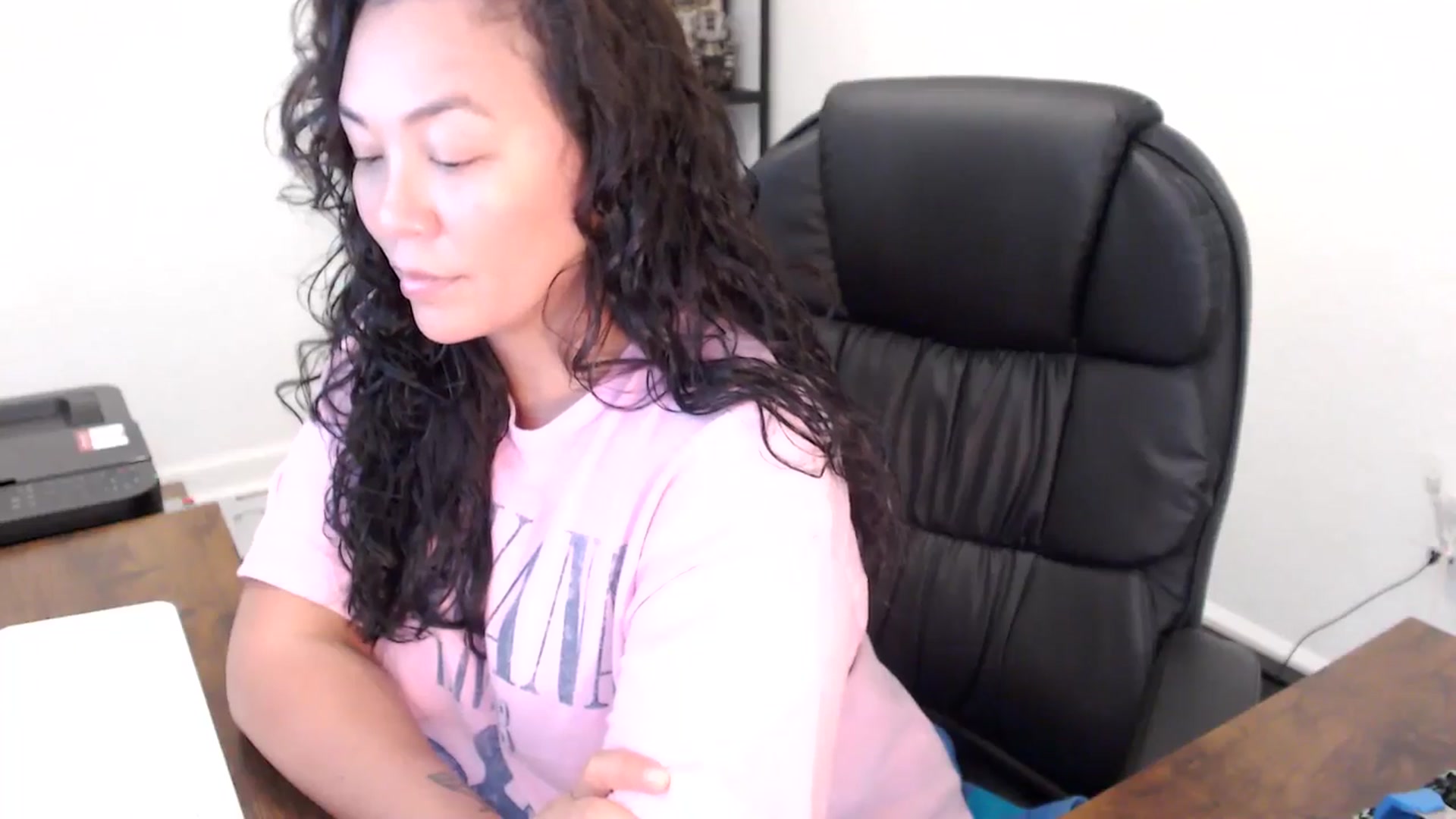 Gallery image thumbnail from MickaylaStar's myfreecams stream on, 11/14/2025, 19:54 image 17 of 20