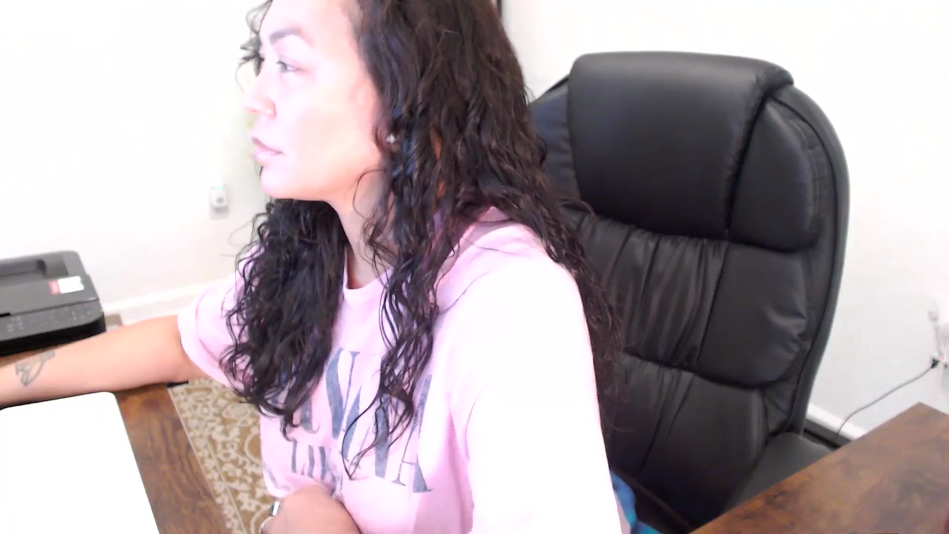 Gallery image thumbnail from MickaylaStar's myfreecams stream on, 11/14/2025, 19:54 image 9 of 20