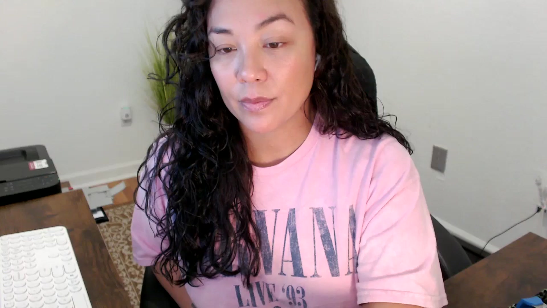 Gallery image thumbnail from MickaylaStar's myfreecams stream on, 11/14/2025, 19:54 image 12 of 20