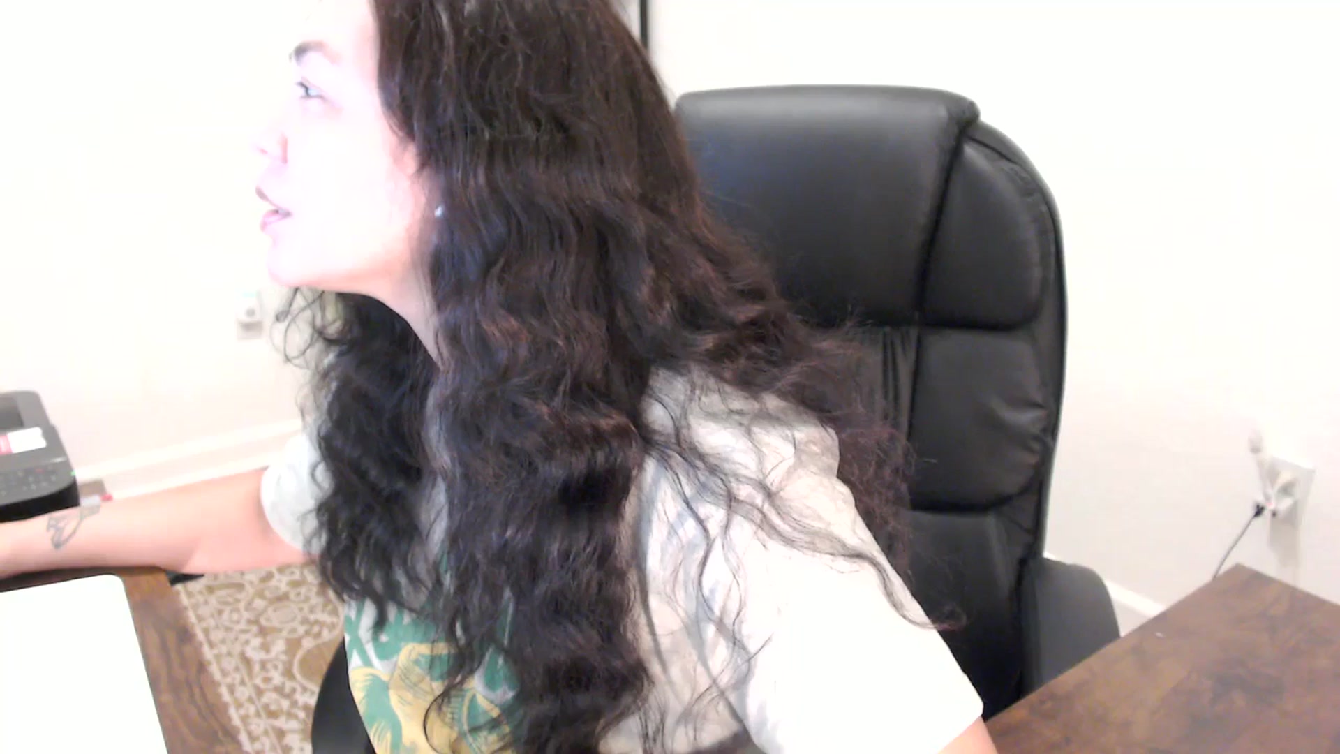 Gallery image thumbnail from MickaylaStar's myfreecams stream on, 11/17/2025, 15:14 image 13 of 20
