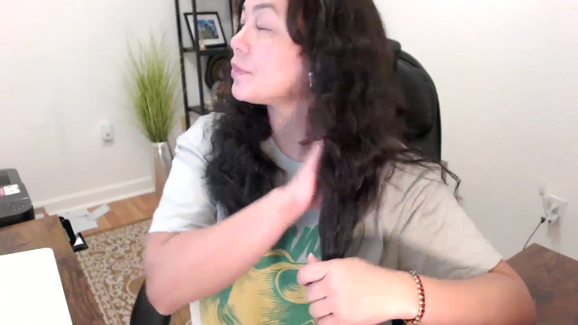 Gallery image thumbnail from MickaylaStar's myfreecams stream on, 11/17/2025, 15:14 image 10 of 20