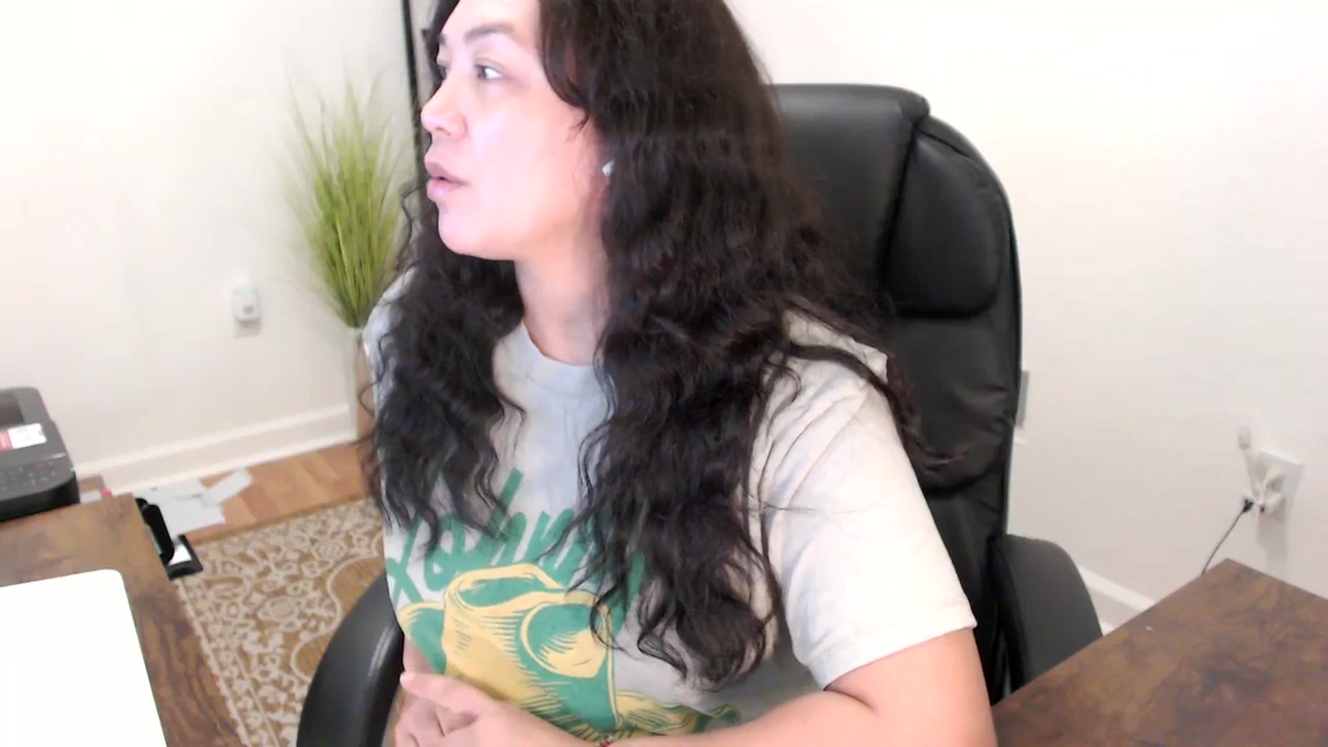 Gallery image thumbnail from MickaylaStar's myfreecams stream on, 11/17/2025, 15:14 image 8 of 20