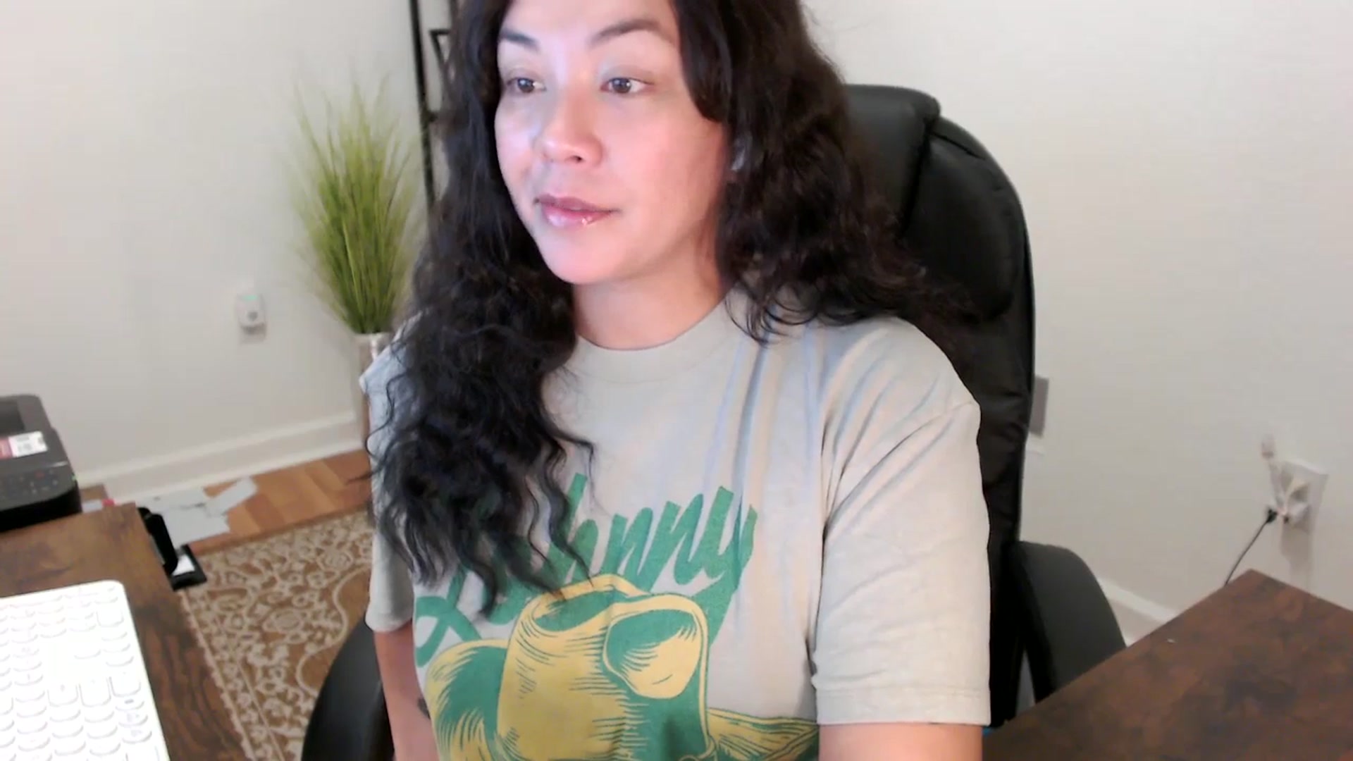 Gallery image thumbnail from MickaylaStar's myfreecams stream on, 11/17/2025, 15:14 image 19 of 20