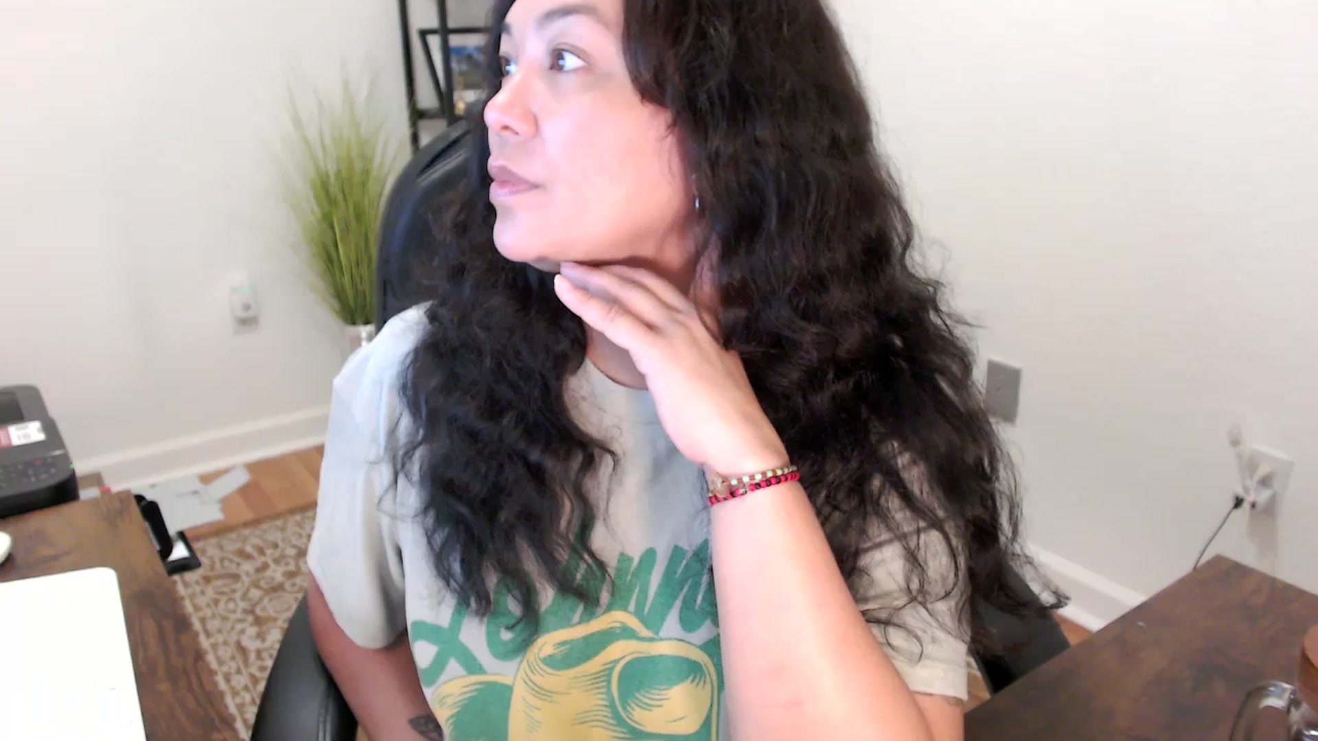 Gallery image thumbnail from MickaylaStar's myfreecams stream on, 11/17/2025, 15:36 image 11 of 20