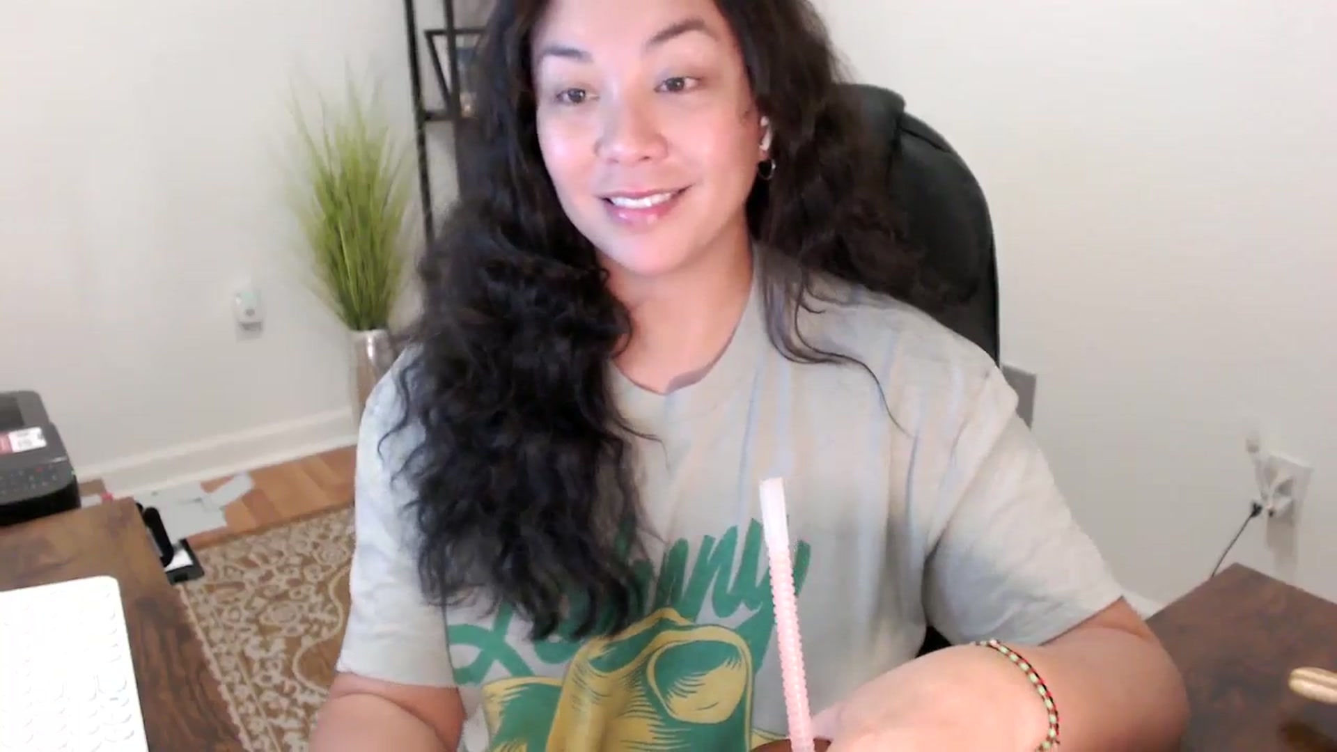 Gallery image thumbnail from MickaylaStar's myfreecams stream on, 11/17/2025, 16:03 image 12 of 20