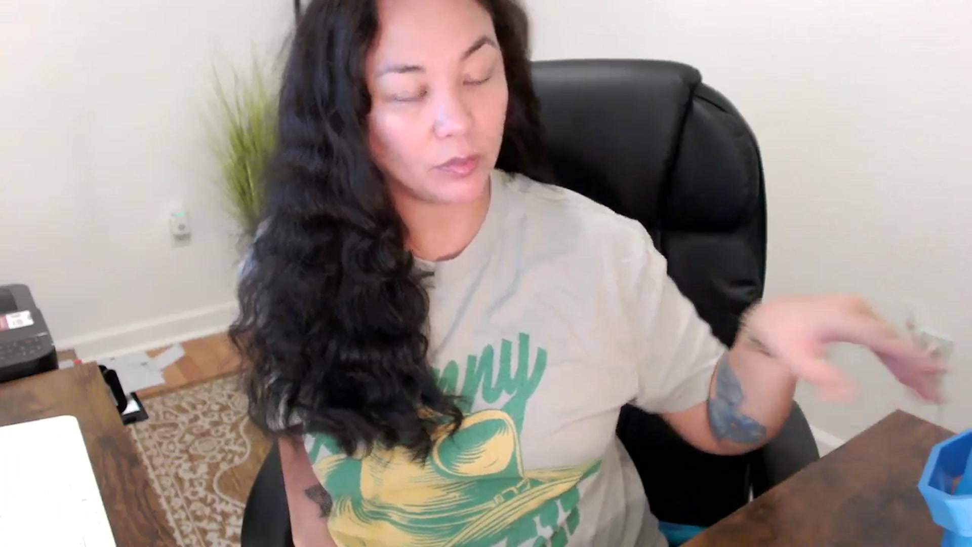 Gallery image thumbnail from MickaylaStar's myfreecams stream on, 11/17/2025, 17:09 image 14 of 20