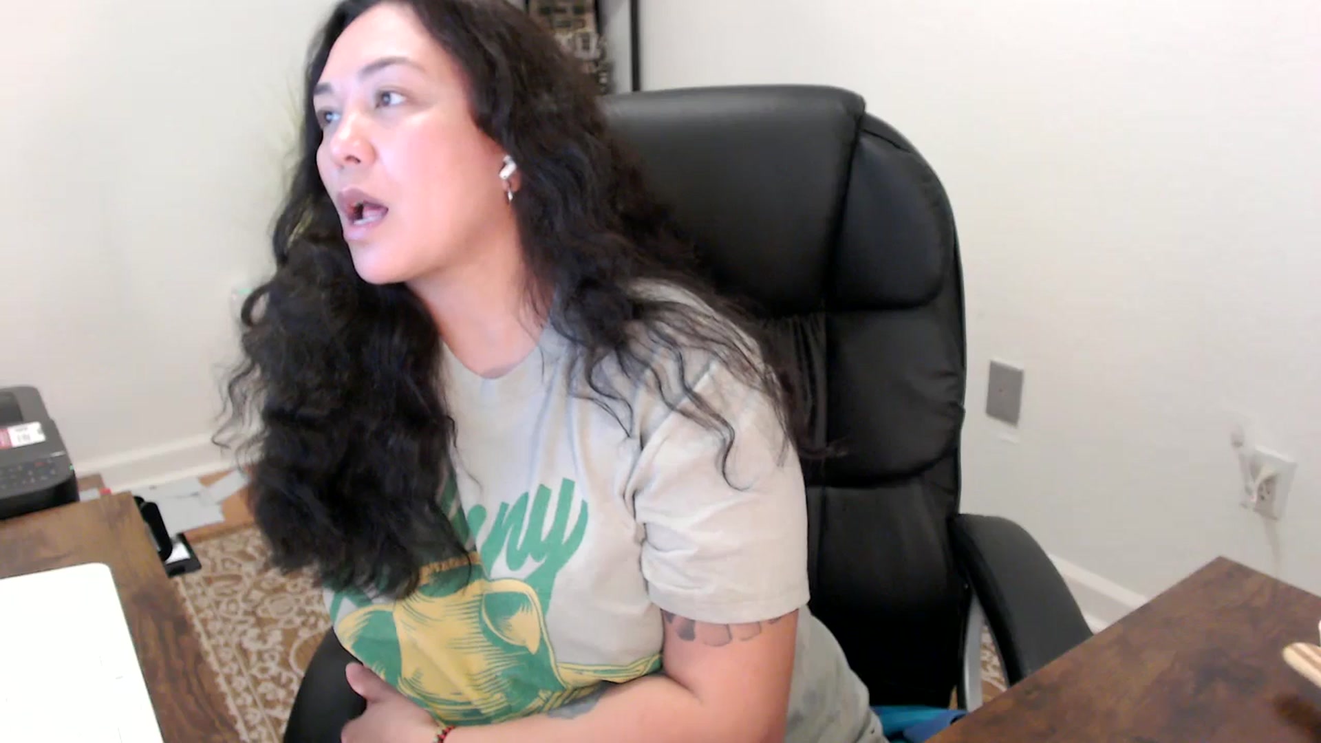 Gallery image thumbnail from MickaylaStar's myfreecams stream on, 11/17/2025, 17:09 image 2 of 20