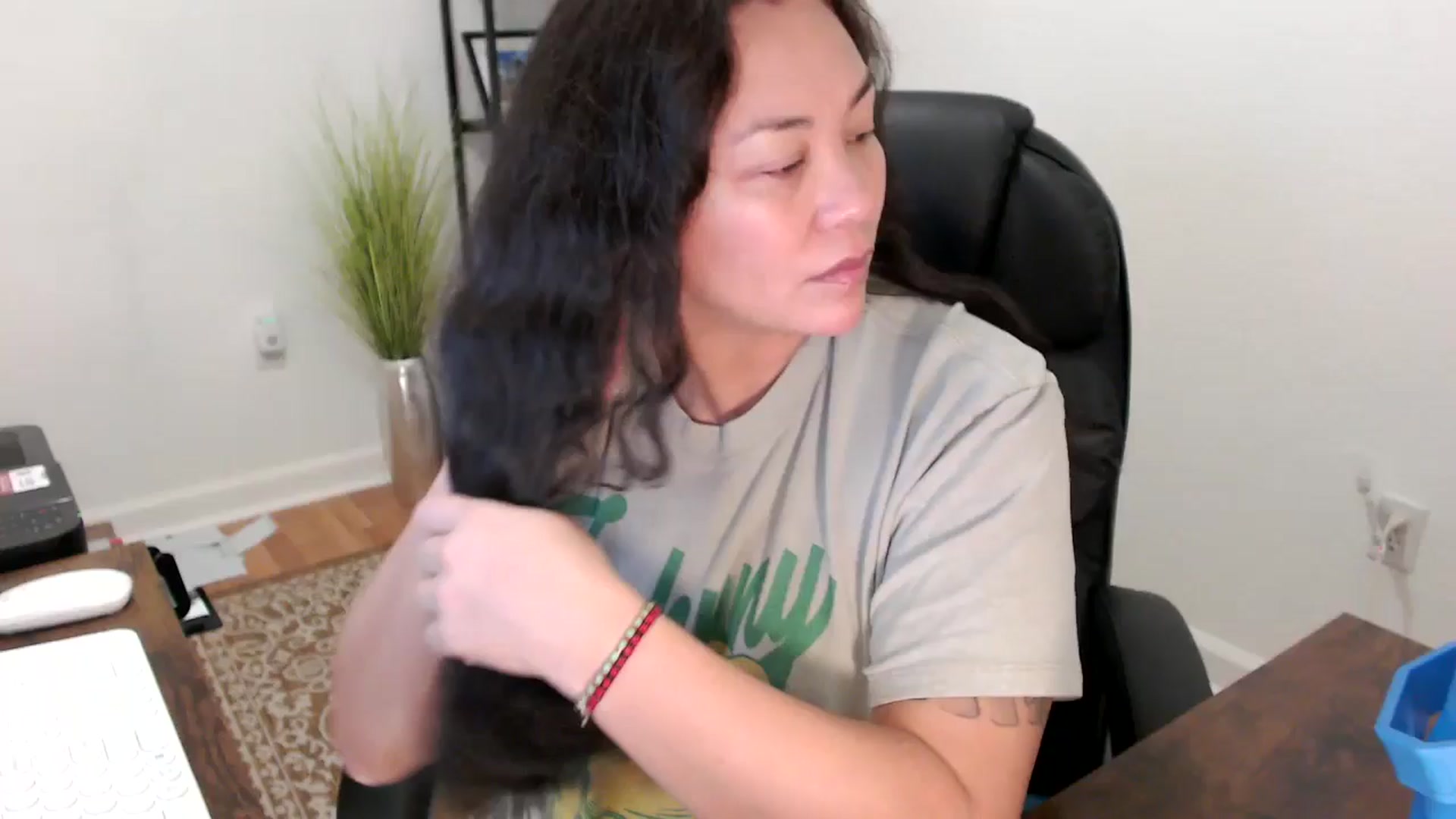 Gallery image thumbnail from MickaylaStar's myfreecams stream on, 11/17/2025, 17:09 image 15 of 20