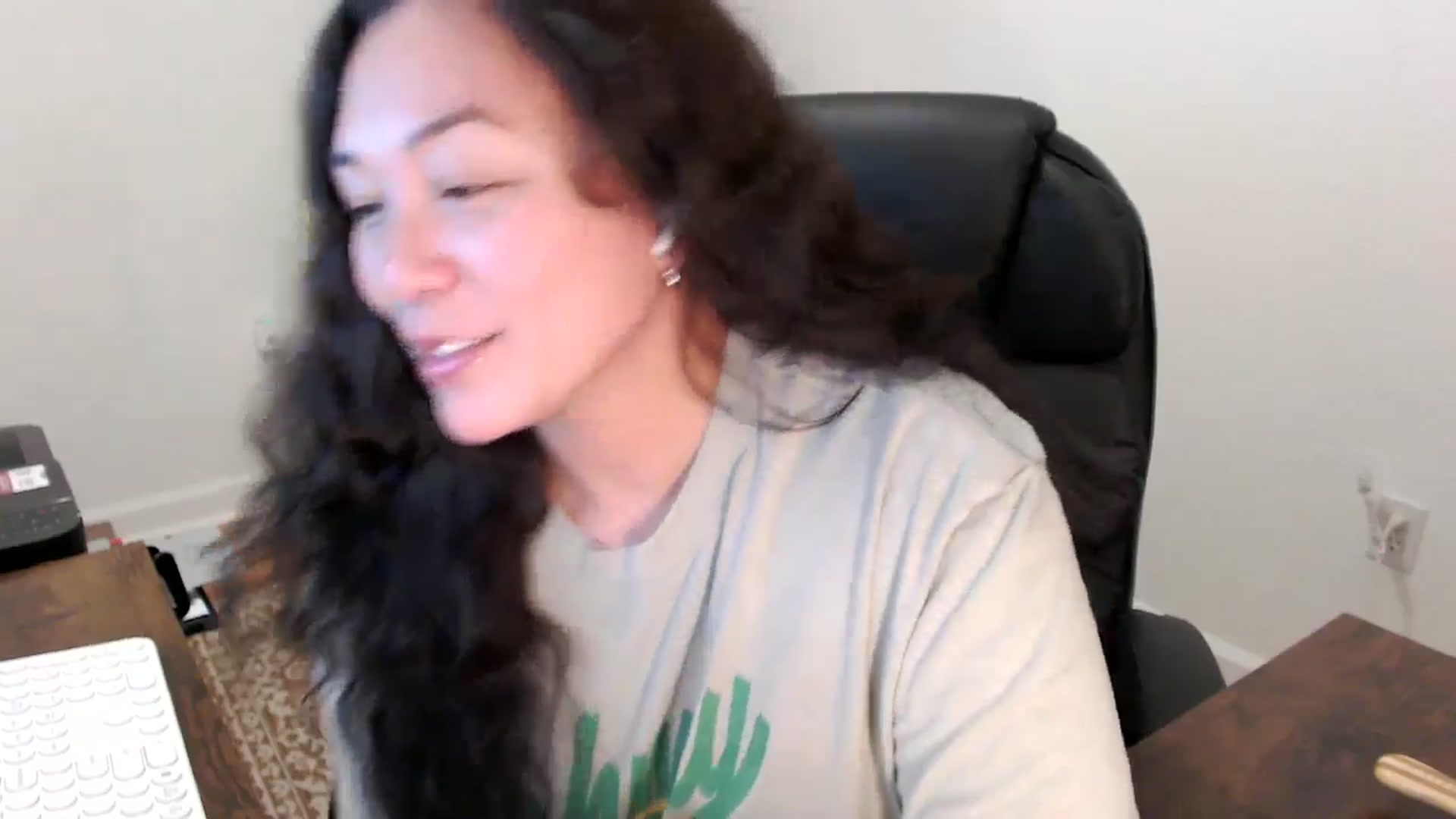 Gallery image thumbnail from MickaylaStar's myfreecams stream on, 11/17/2025, 17:59 image 17 of 20