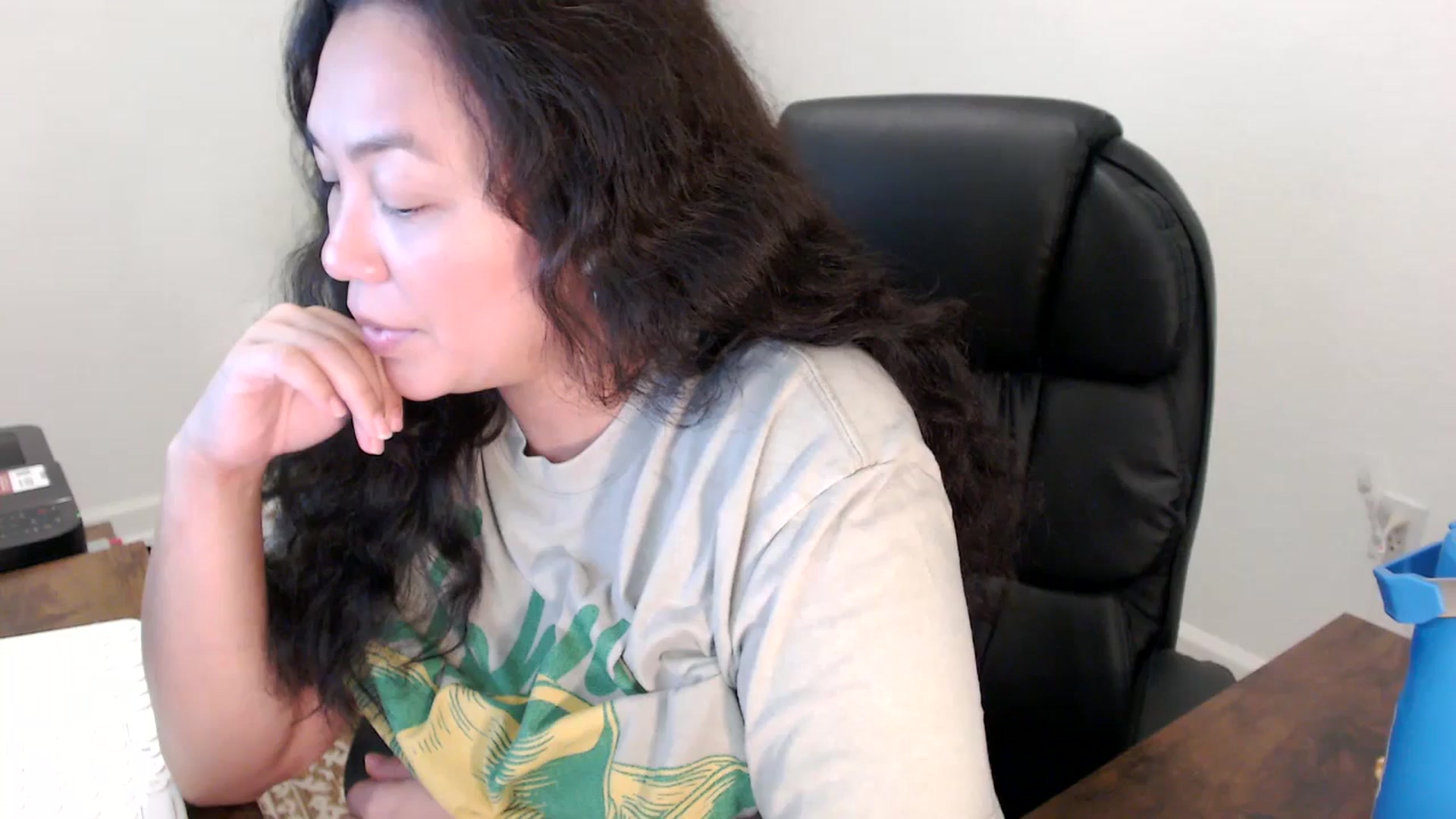 Gallery image thumbnail from MickaylaStar's myfreecams stream on, 11/17/2025, 18:35 image 17 of 20