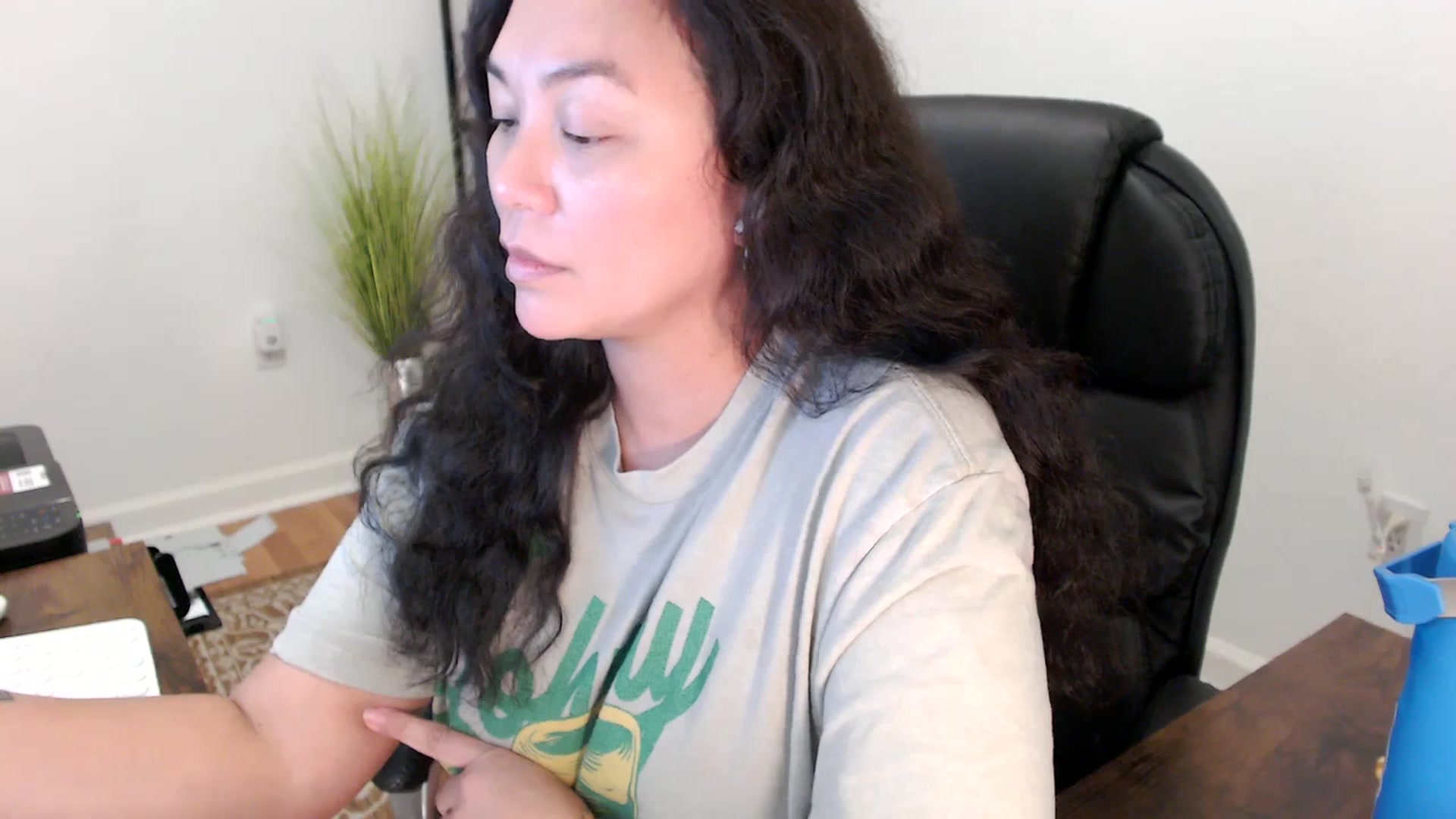 Gallery image thumbnail from MickaylaStar's myfreecams stream on, 11/17/2025, 18:35 image 18 of 20