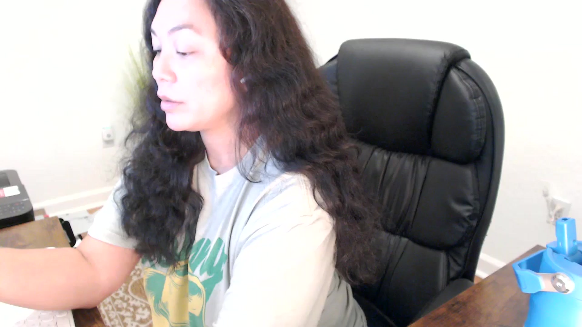 Gallery image thumbnail from MickaylaStar's myfreecams stream on, 11/17/2025, 19:16 image 1 of 20