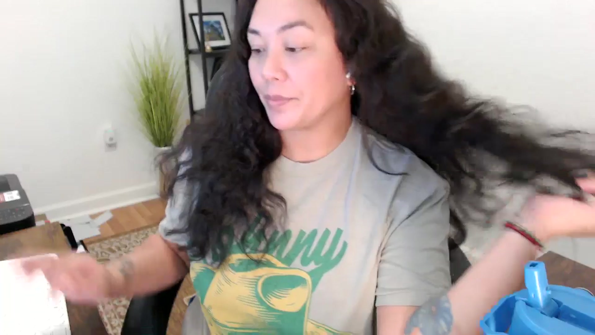 Gallery image thumbnail from MickaylaStar's myfreecams stream on, 11/17/2025, 19:16 image 14 of 20