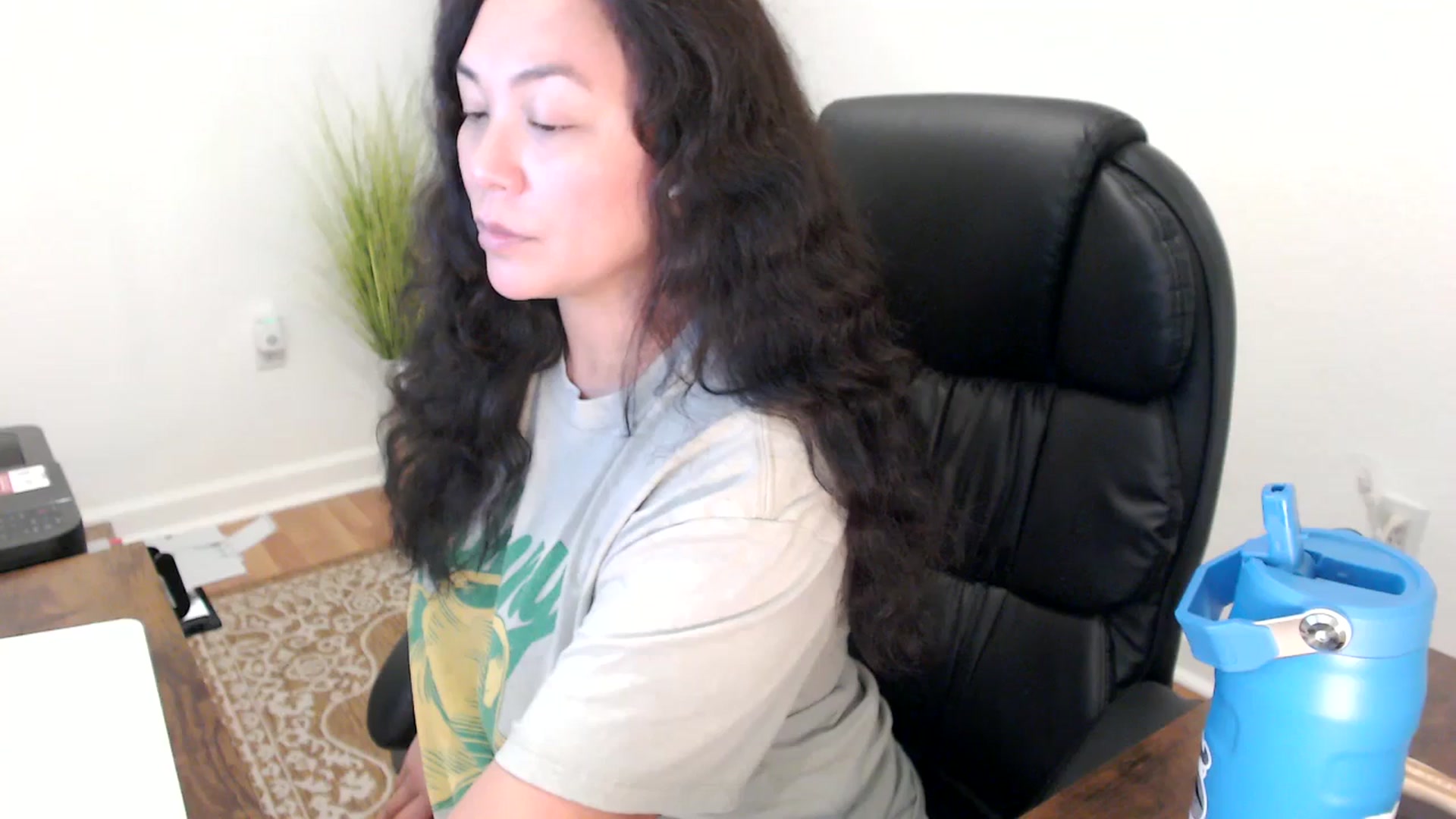 Gallery image thumbnail from MickaylaStar's myfreecams stream on, 11/17/2025, 19:16 image 2 of 20