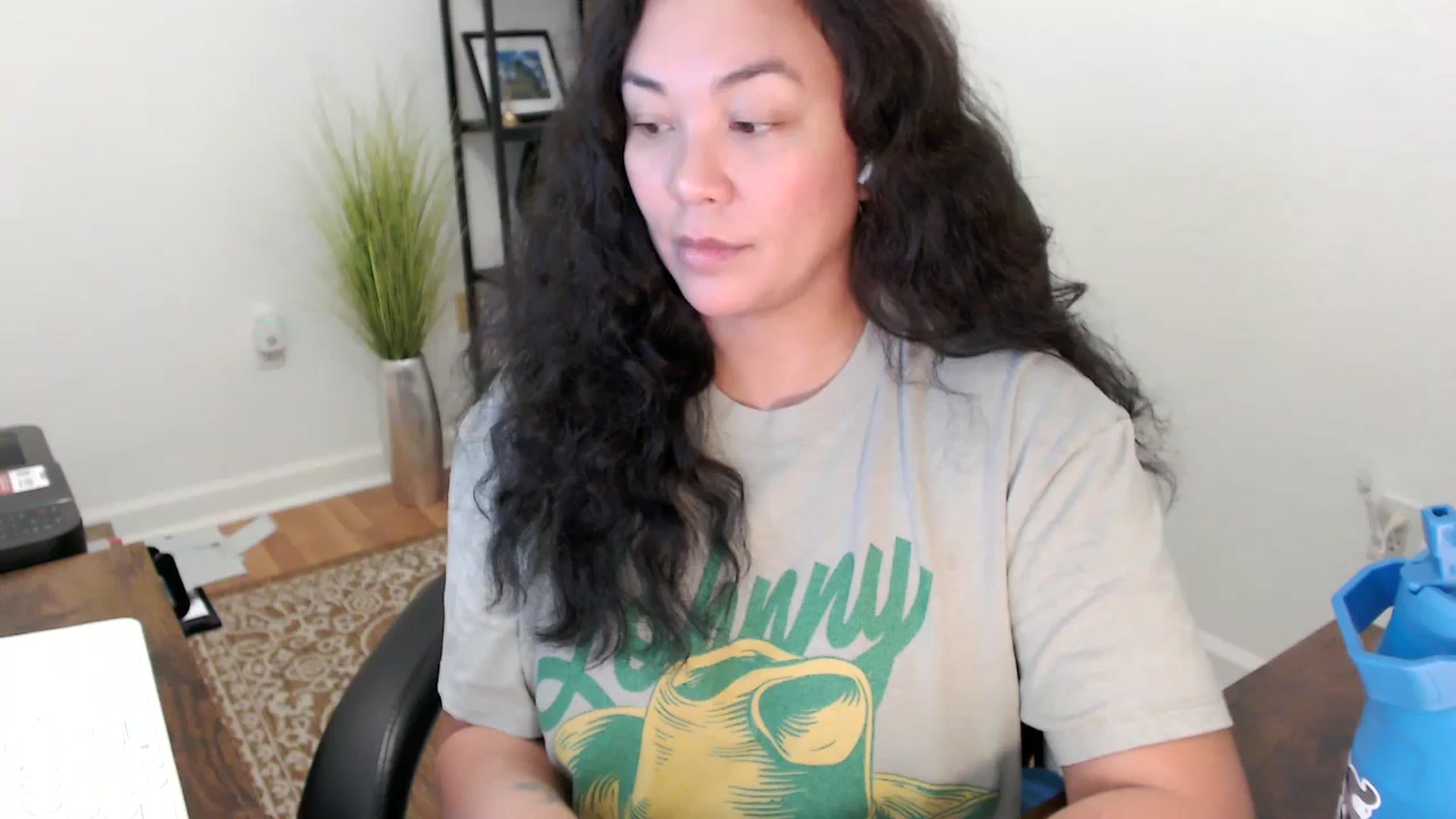 Gallery image thumbnail from MickaylaStar's myfreecams stream on, 11/17/2025, 19:16 image 8 of 20