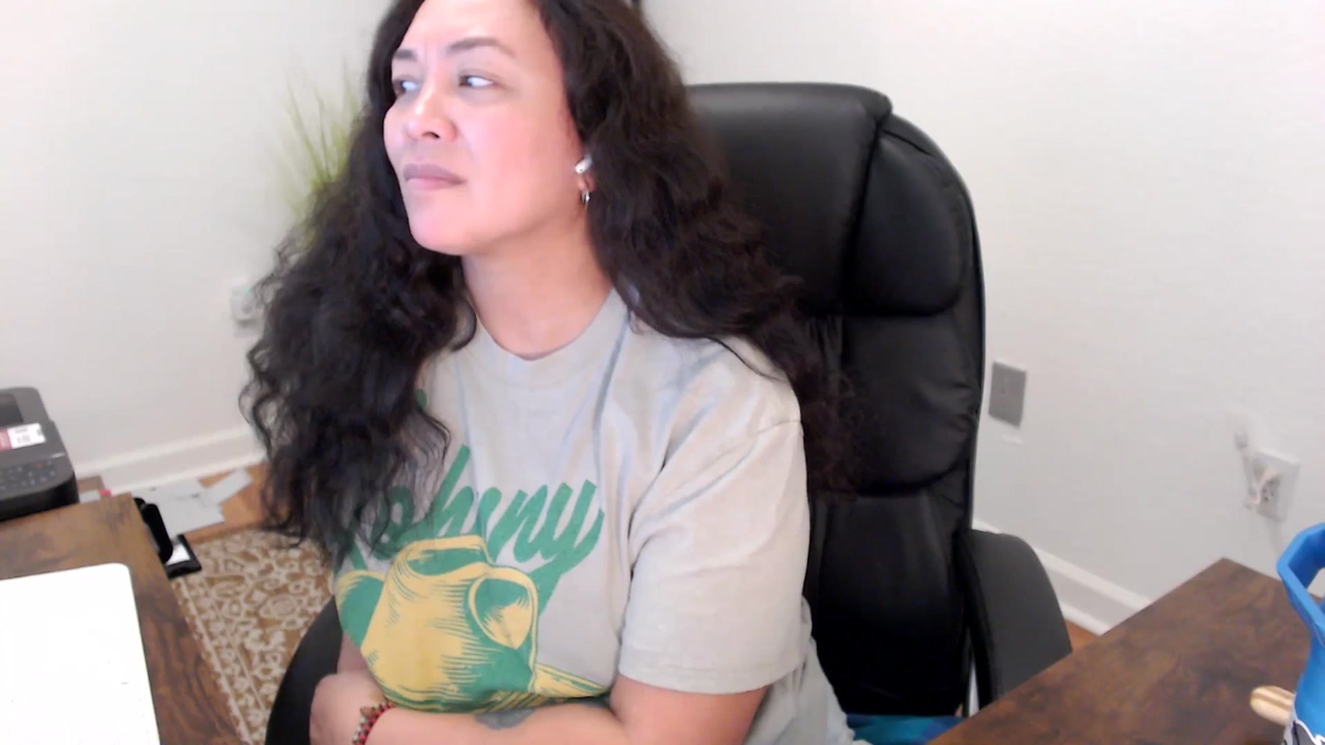 Gallery image thumbnail from MickaylaStar's myfreecams stream on, 11/17/2025, 19:16 image 12 of 20