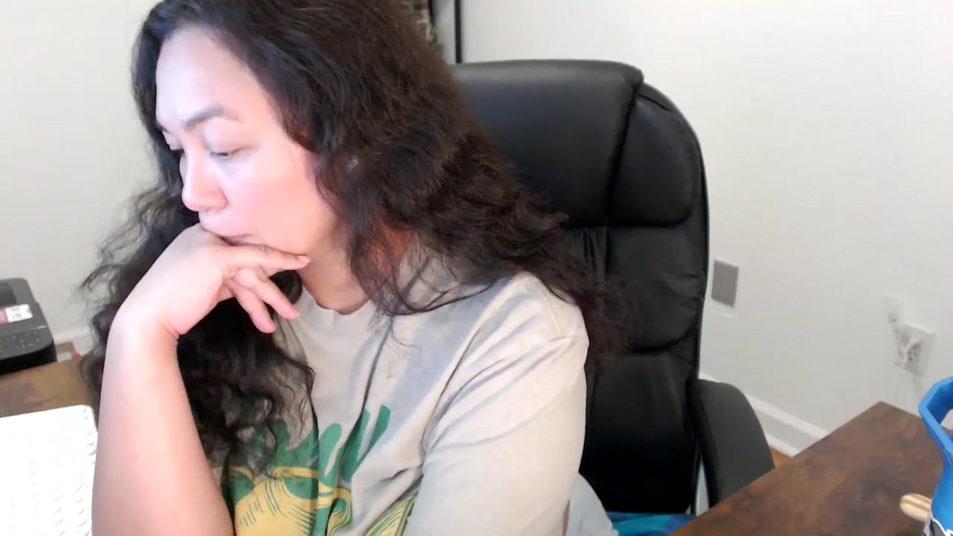 Gallery image thumbnail from MickaylaStar's myfreecams stream on, 11/17/2025, 19:16 image 11 of 20