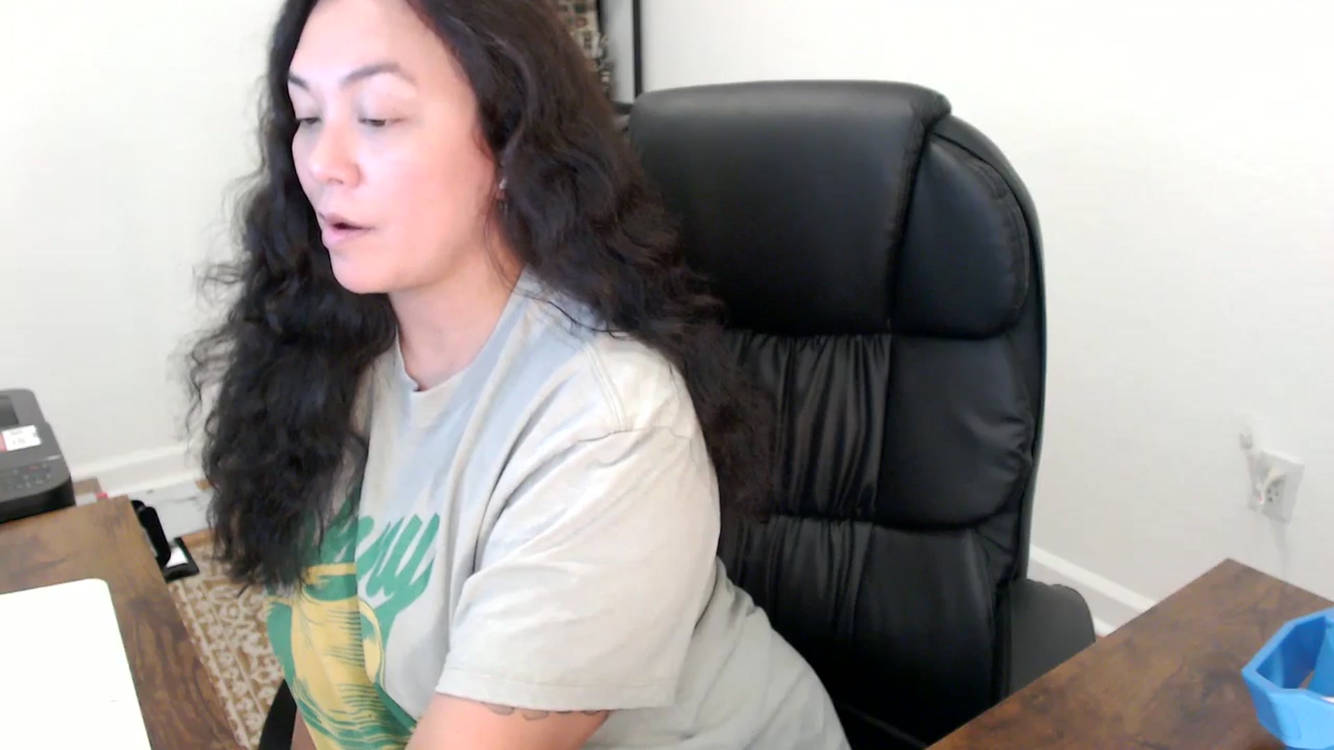 Gallery image thumbnail from MickaylaStar's myfreecams stream on, 11/17/2025, 19:53 image 16 of 20