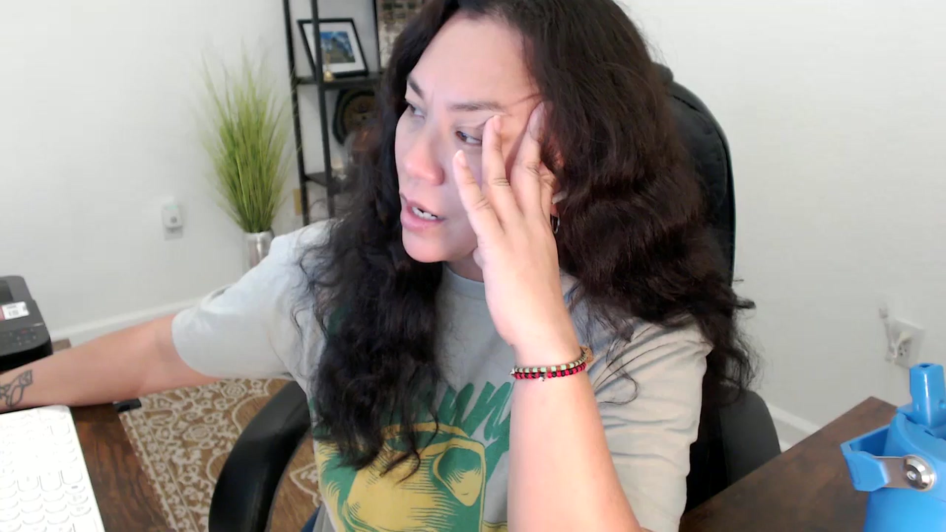 Gallery image thumbnail from MickaylaStar's myfreecams stream on, 11/17/2025, 22:10 image 11 of 20