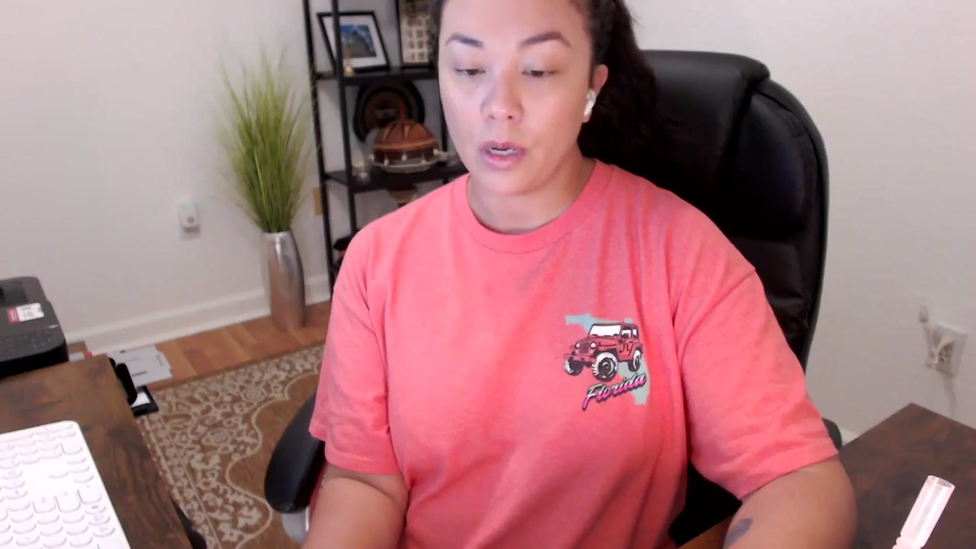 Gallery image thumbnail from MickaylaStar's myfreecams stream on, 11/18/2025, 15:09 image 11 of 20