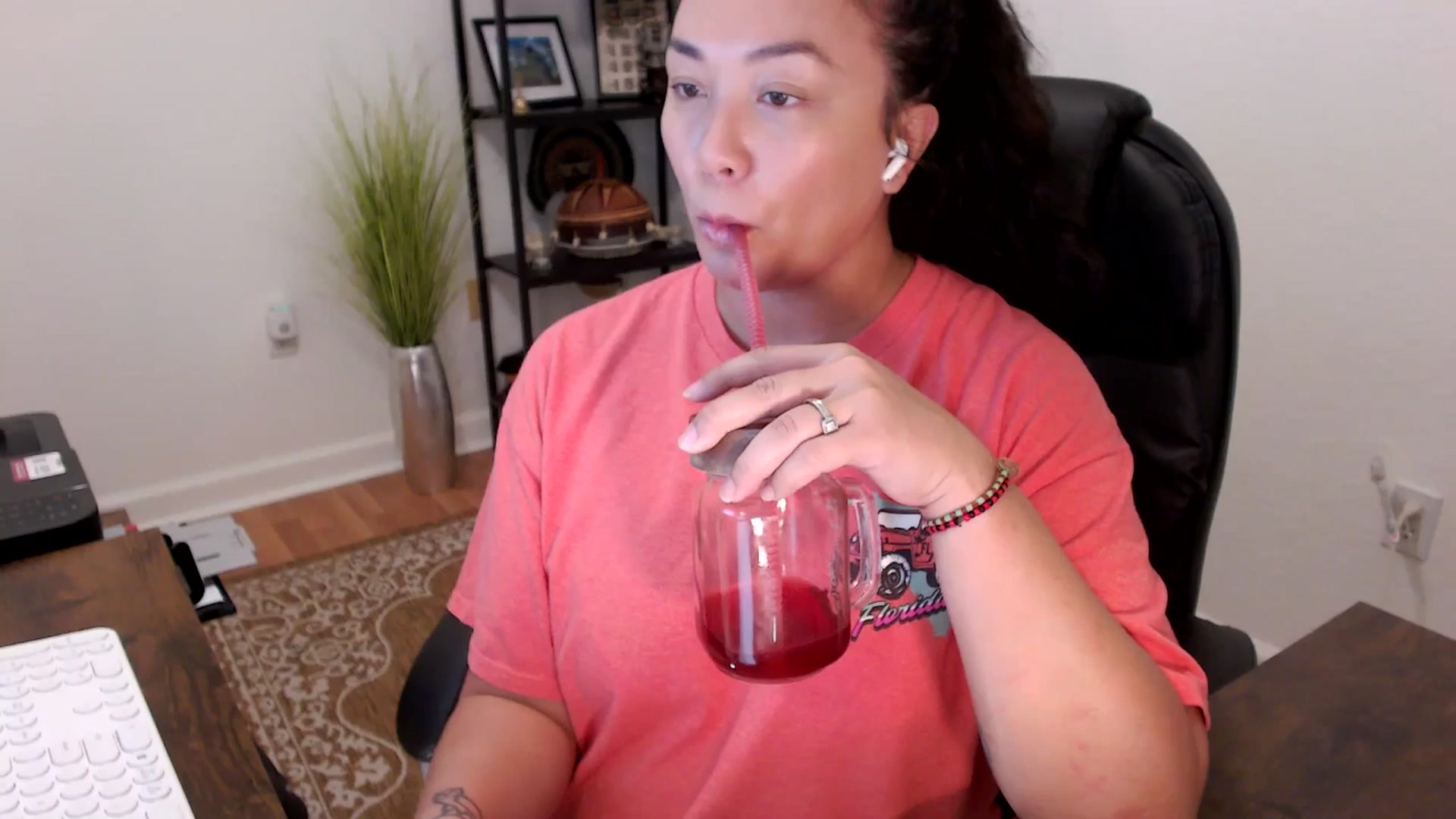 Gallery image thumbnail from MickaylaStar's myfreecams stream on, 11/18/2025, 15:09 image 14 of 20
