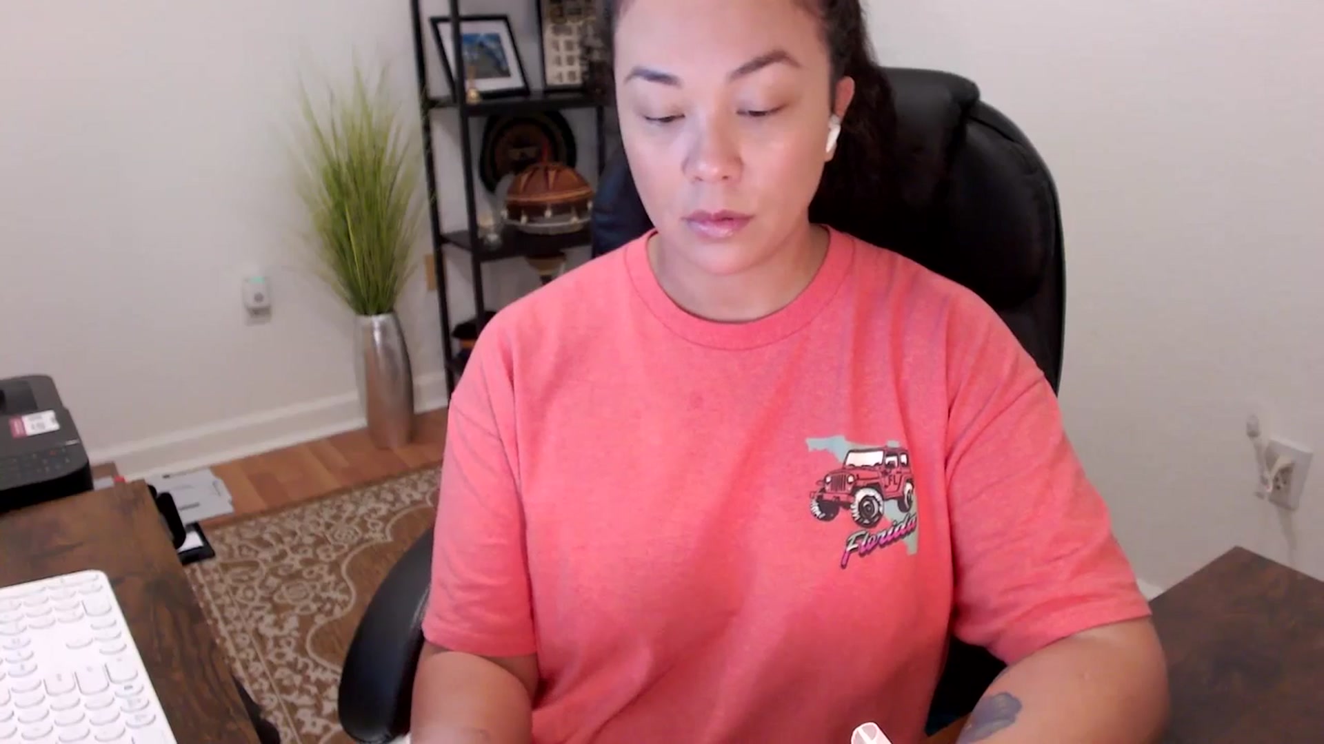 Gallery image thumbnail from MickaylaStar's myfreecams stream on, 11/18/2025, 15:09 image 20 of 20