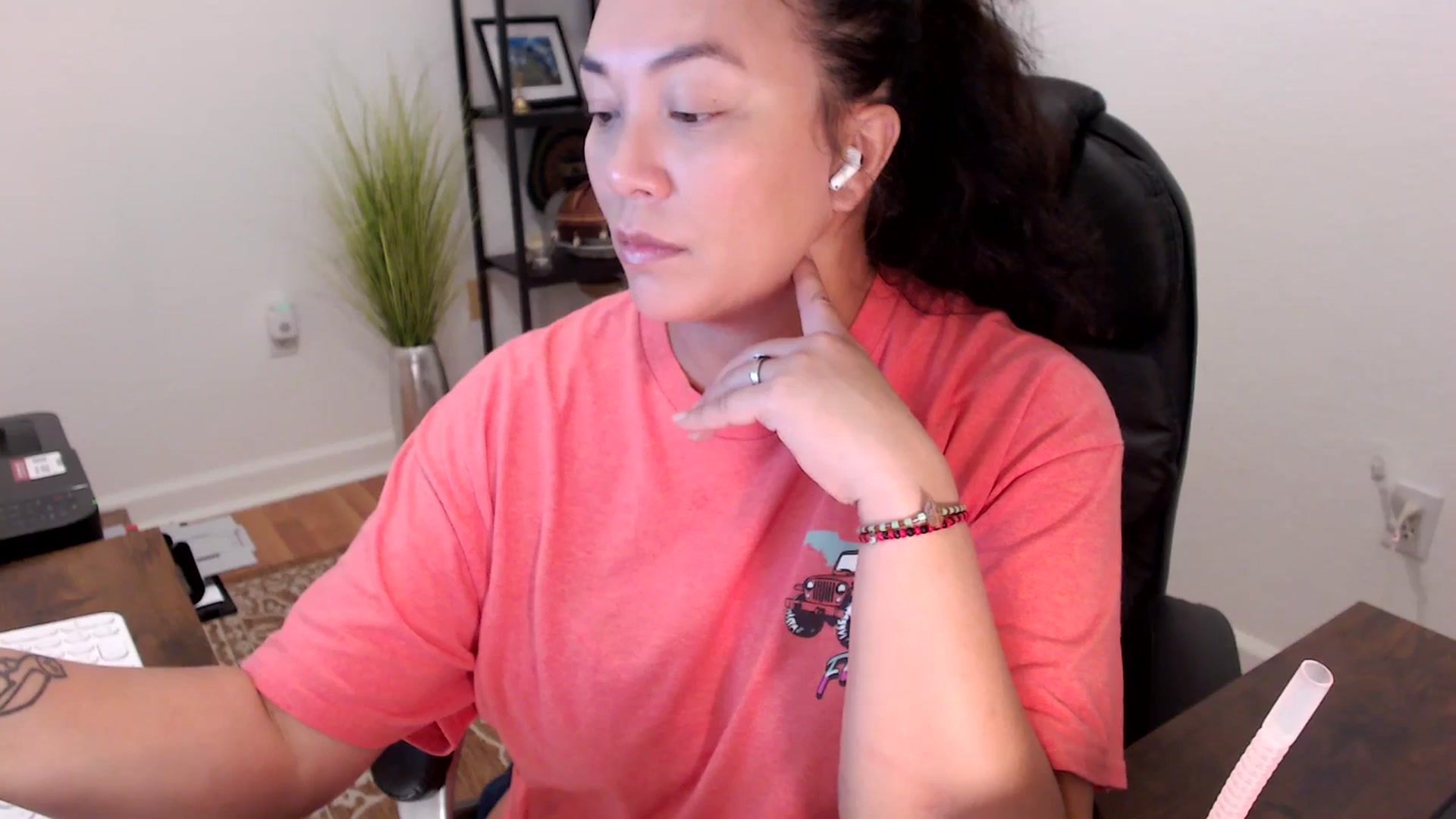 Gallery image thumbnail from MickaylaStar's myfreecams stream on, 11/18/2025, 16:21 image 19 of 20