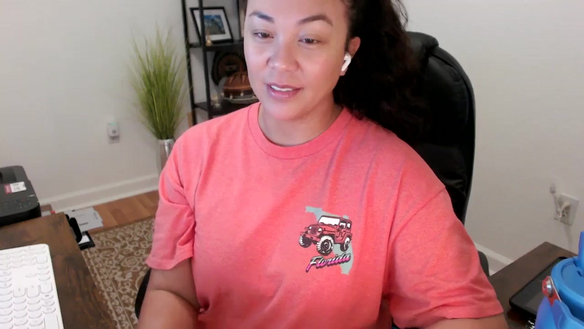 Gallery image thumbnail from MickaylaStar's myfreecams stream on, 11/18/2025, 16:50 image 13 of 20