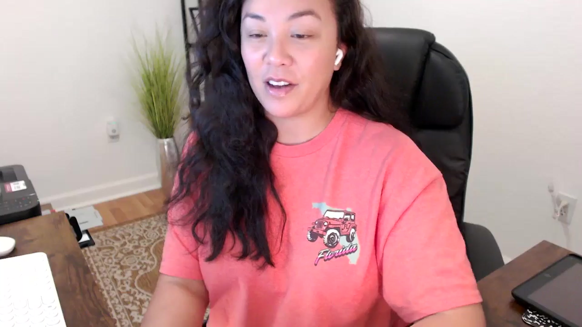 Gallery image thumbnail from MickaylaStar's myfreecams stream on, 11/18/2025, 18:50 image 8 of 20
