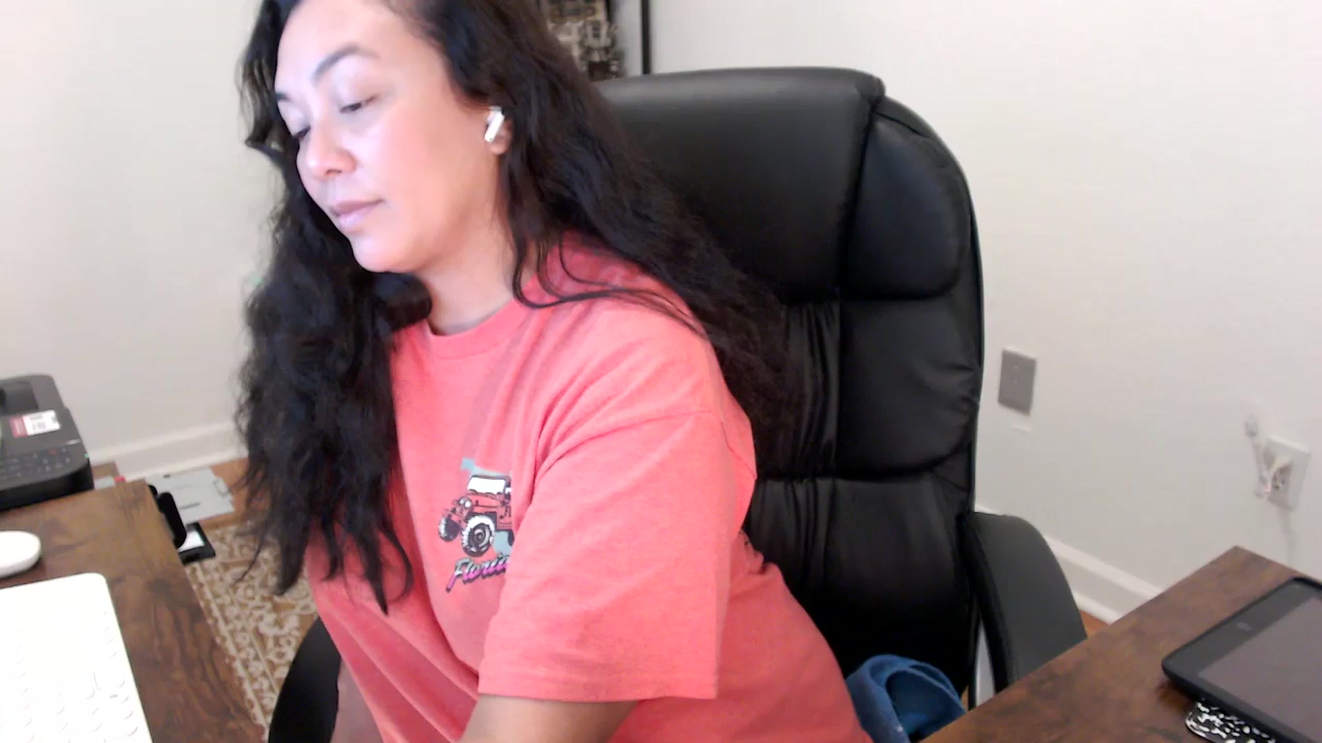 Gallery image thumbnail from MickaylaStar's myfreecams stream on, 11/18/2025, 18:50 image 19 of 20