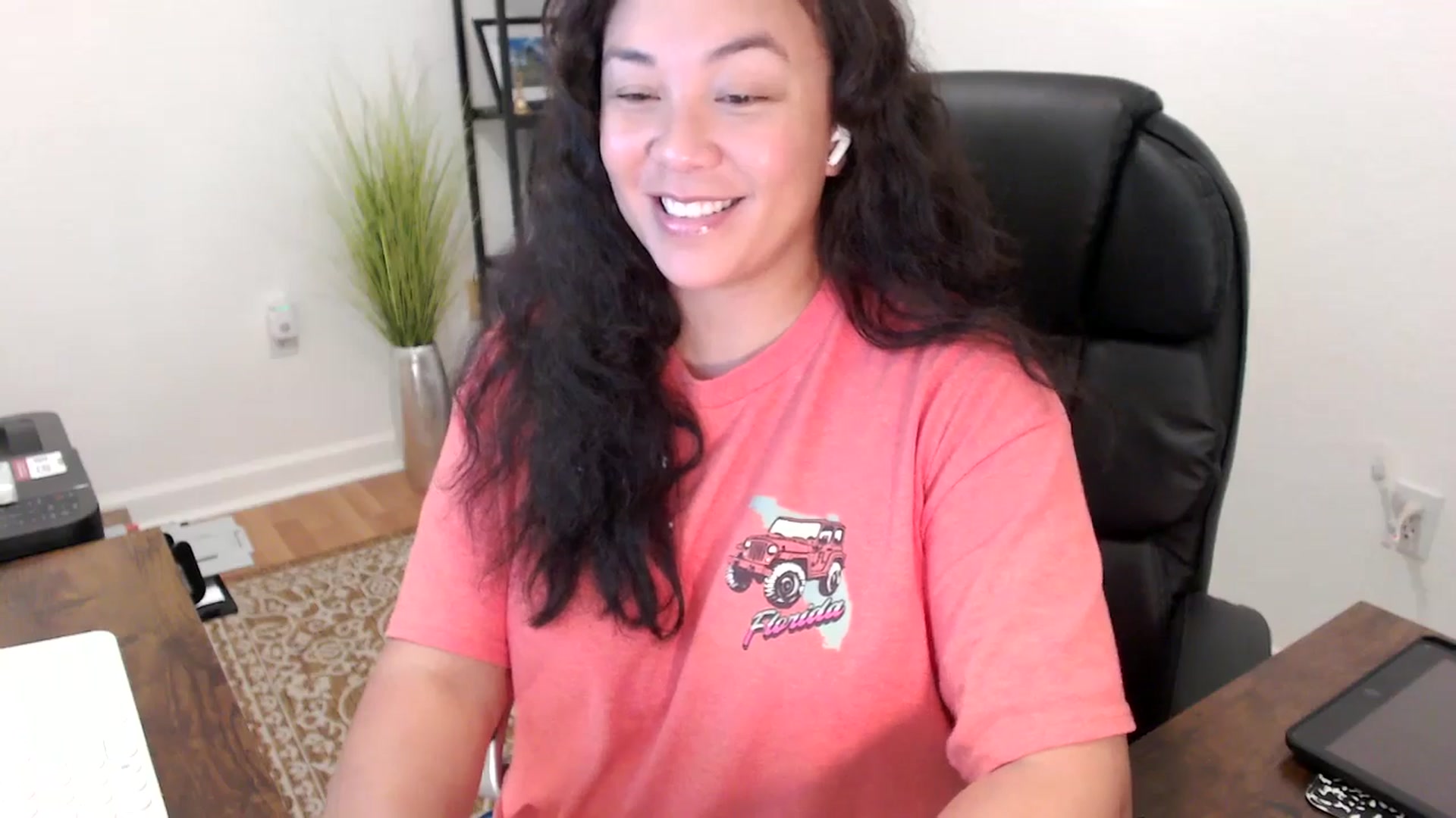 Gallery image thumbnail from MickaylaStar's myfreecams stream on, 11/18/2025, 20:22 image 5 of 20