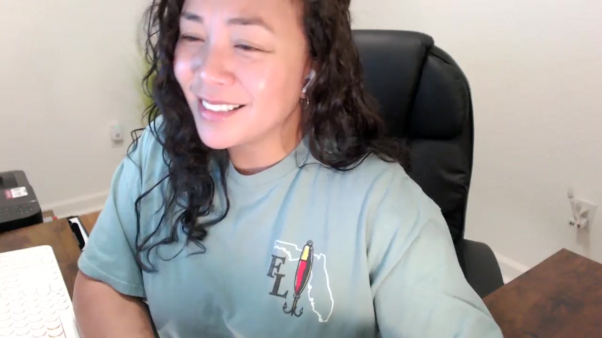 Gallery image thumbnail from MickaylaStar's myfreecams stream on, 11/19/2025, 16:01 image 11 of 20