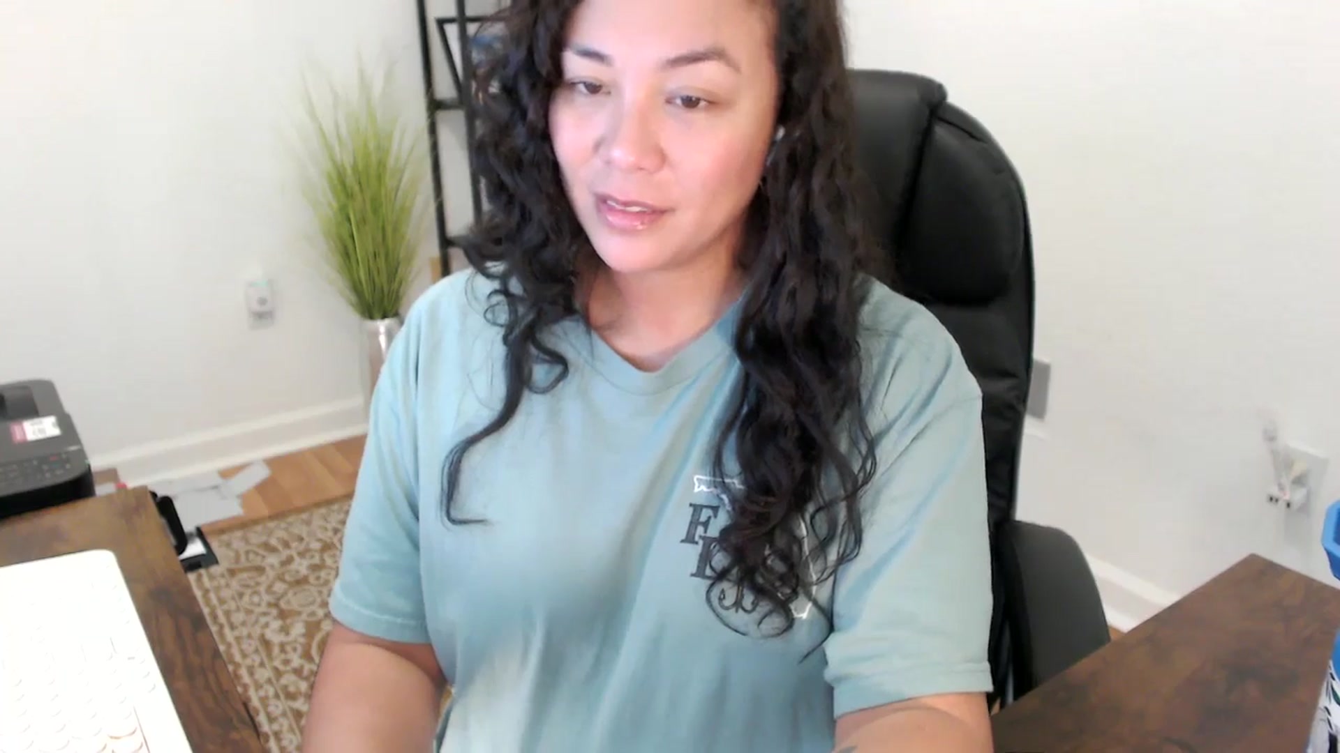 Gallery image thumbnail from MickaylaStar's myfreecams stream on, 11/19/2025, 19:25 image 12 of 20