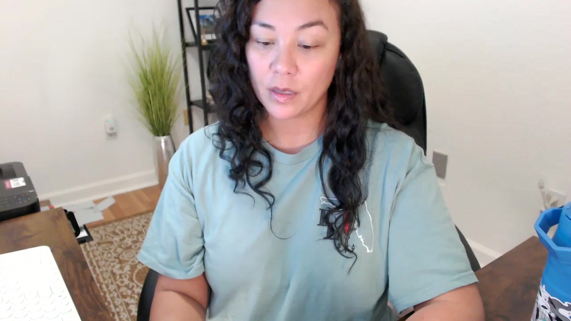 Gallery image thumbnail from MickaylaStar's myfreecams stream on, 11/19/2025, 20:02 image 5 of 20