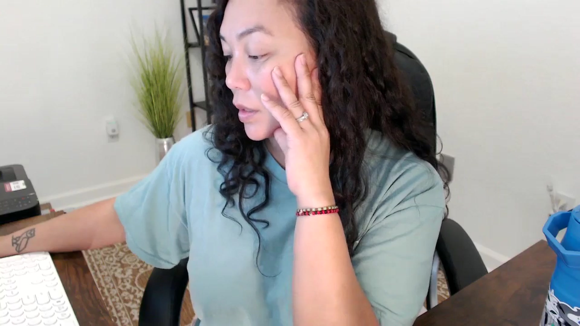Gallery image thumbnail from MickaylaStar's myfreecams stream on, 11/19/2025, 20:02 image 10 of 20