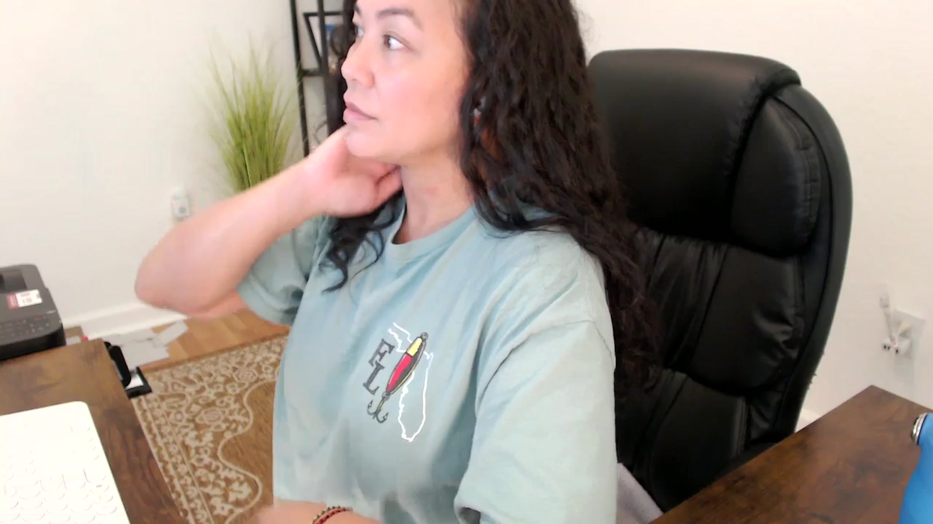 Gallery image thumbnail from MickaylaStar's myfreecams stream on, 11/19/2025, 20:28 image 12 of 20