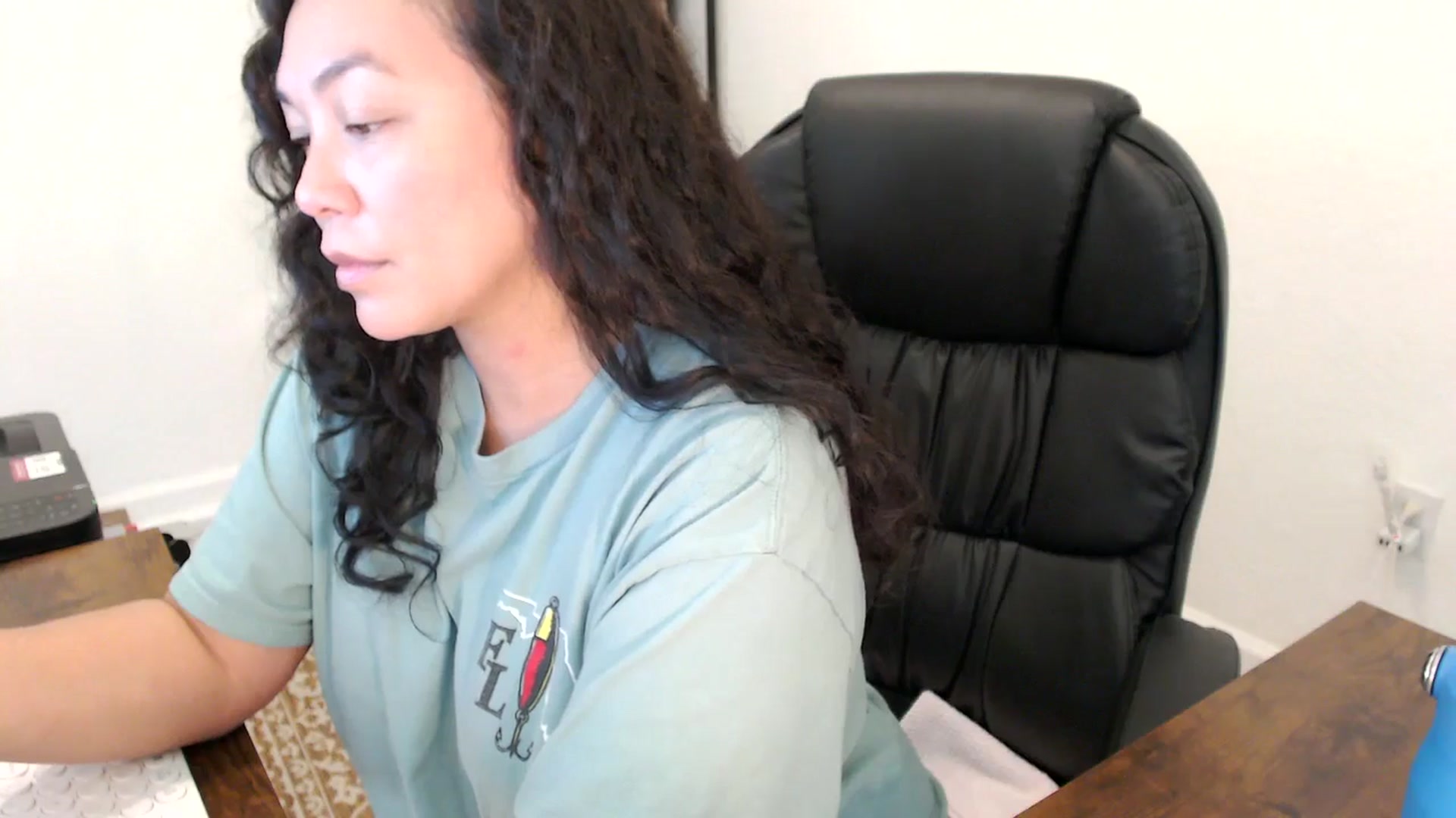 Gallery image thumbnail from MickaylaStar's myfreecams stream on, 11/19/2025, 20:28 image 18 of 20