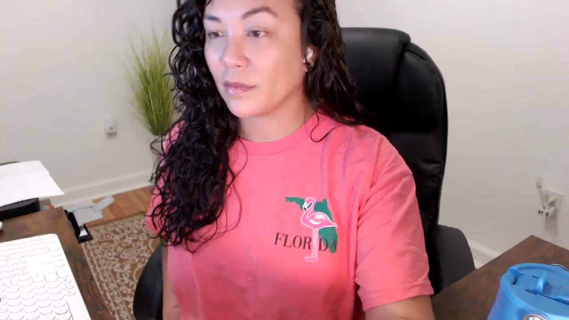 Gallery image thumbnail from MickaylaStar's myfreecams stream on, 11/20/2025, 16:23 image 16 of 20