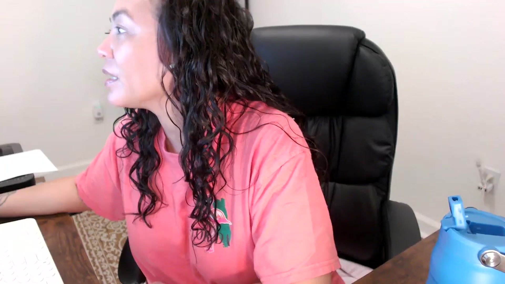 Gallery image thumbnail from MickaylaStar's myfreecams stream on, 11/20/2025, 17:07 image 9 of 20